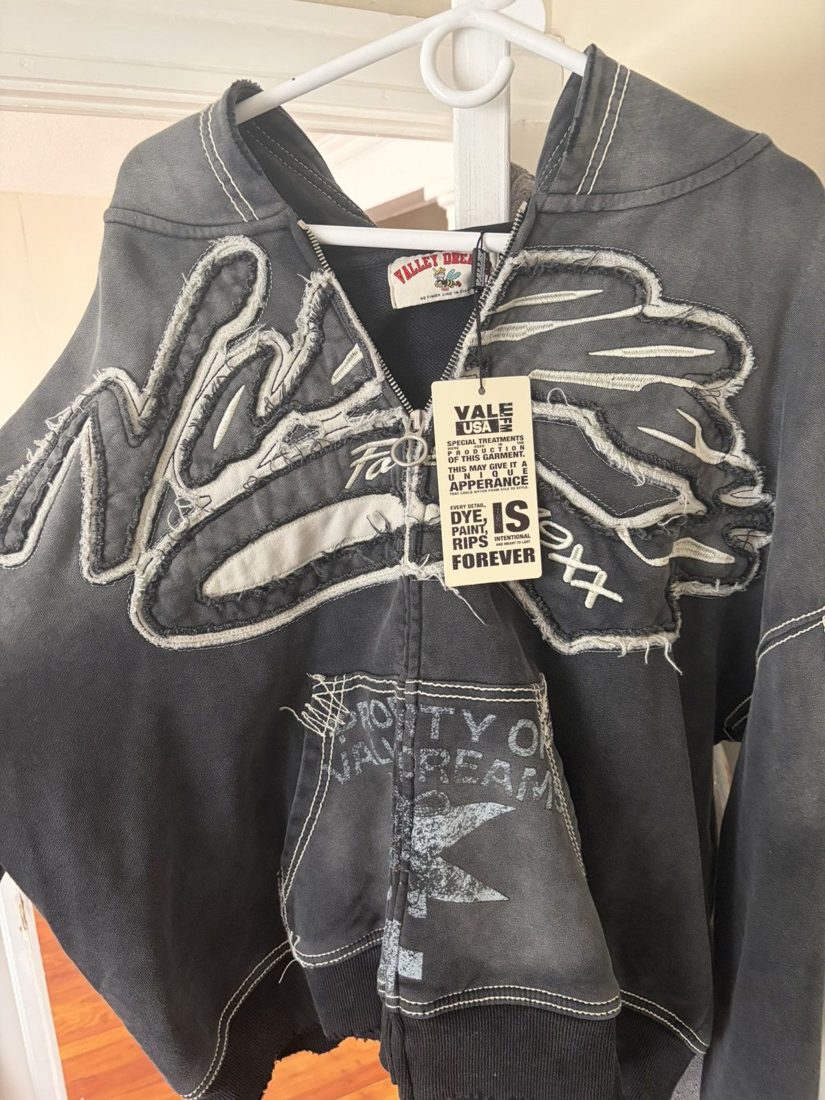 Vale Vale religion black hoodie Size US XXL / EU 58 / 5 - 1 Thumbnail