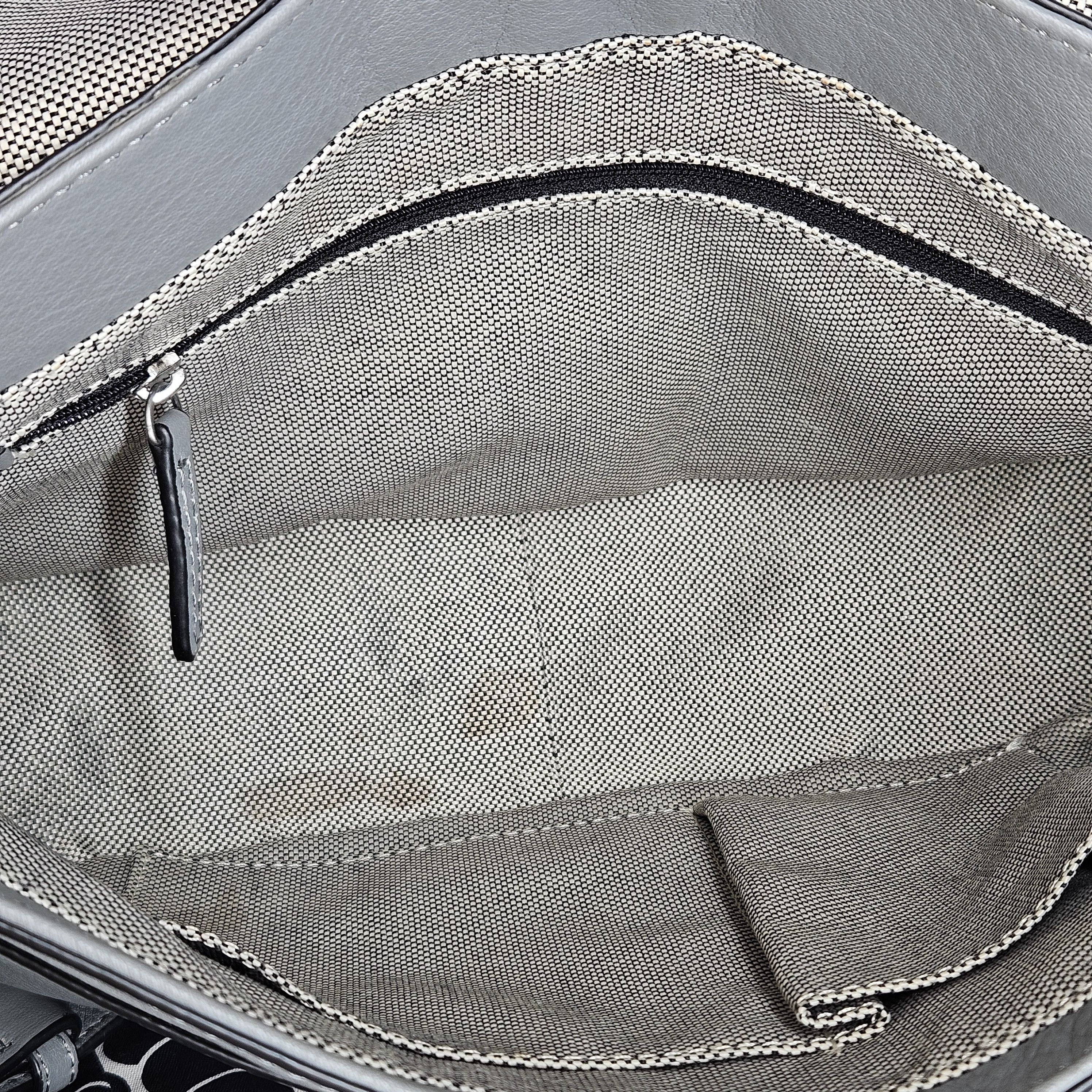 Vince Camuto Vince Camuto 12x10x4" Messanger Shoulder Bag Grey Suede Size ONE SIZE - 9 Thumbnail