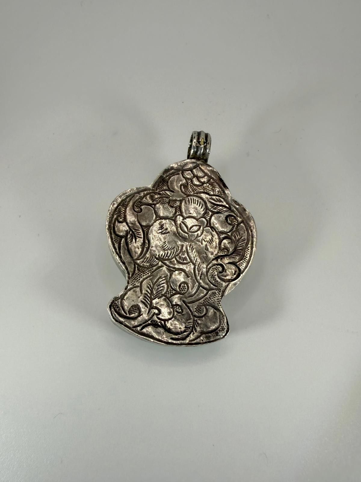 Other 90's Turquoise and Coral Tibetan Pendant Size ONE SIZE - 2 Thumbnail