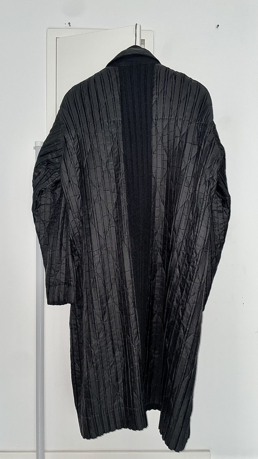 Homme Plisse Issey Miyake Wuilted Coat Issey Miyake Homme Plisse FW2016 Size US S / EU 44-46 / 1 - 4 Thumbnail