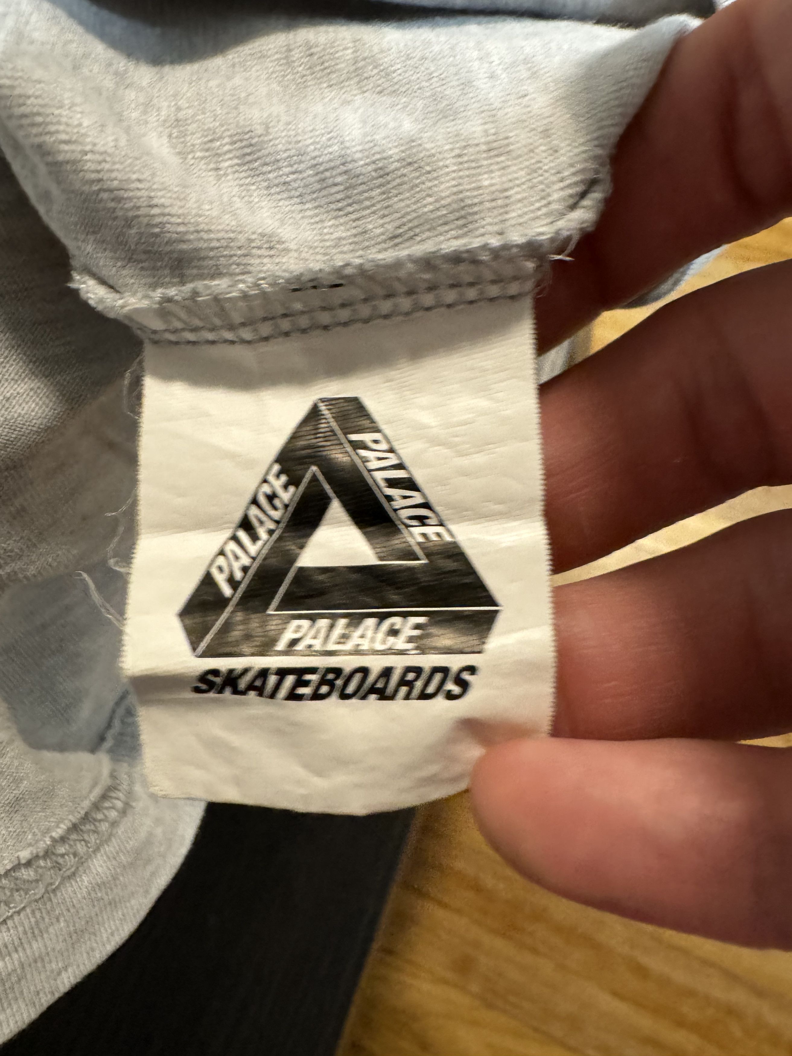 Palace Palace SAFE! Shirt Size US XL / EU 56 / 4 - 5 Thumbnail