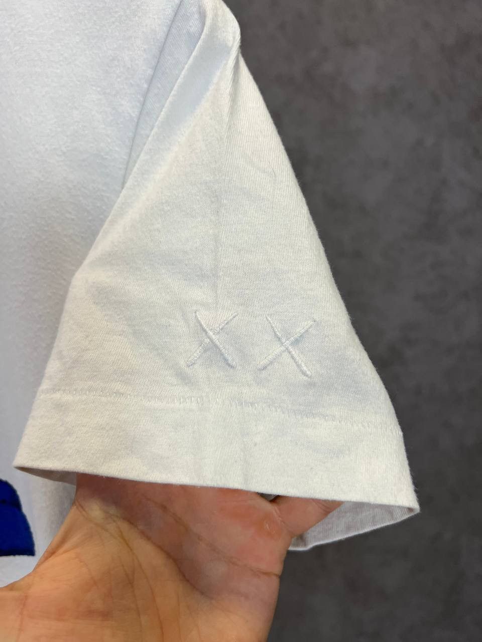 Kaws × Uniqlo Kaws x Uniqlo cult tee Size US XS / EU 42 / 0 - 4 Thumbnail