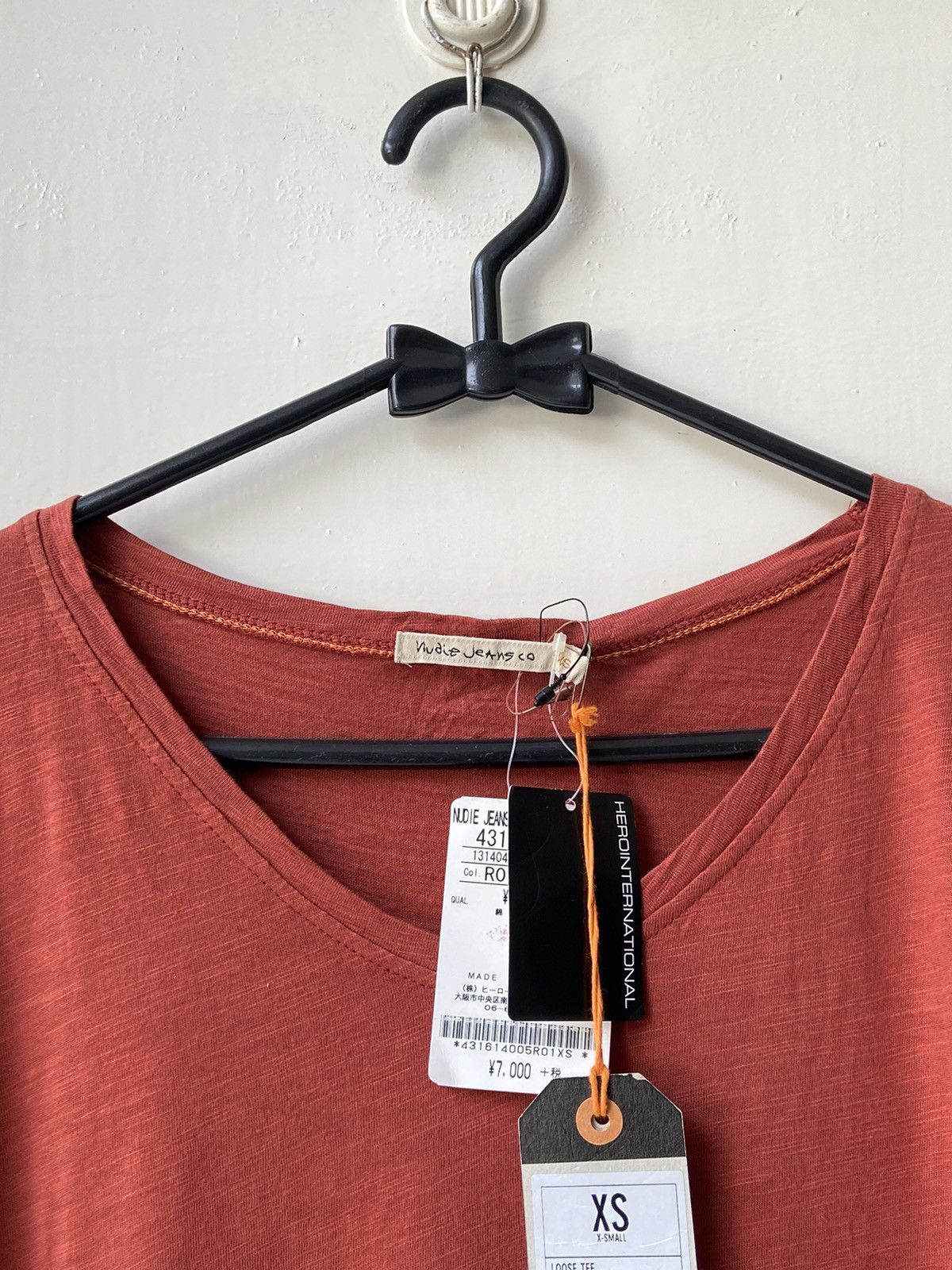 Nudie Jeans NUDIE JEANS CO T-shirt Size US XS / EU 42 / 0 - 13 Thumbnail