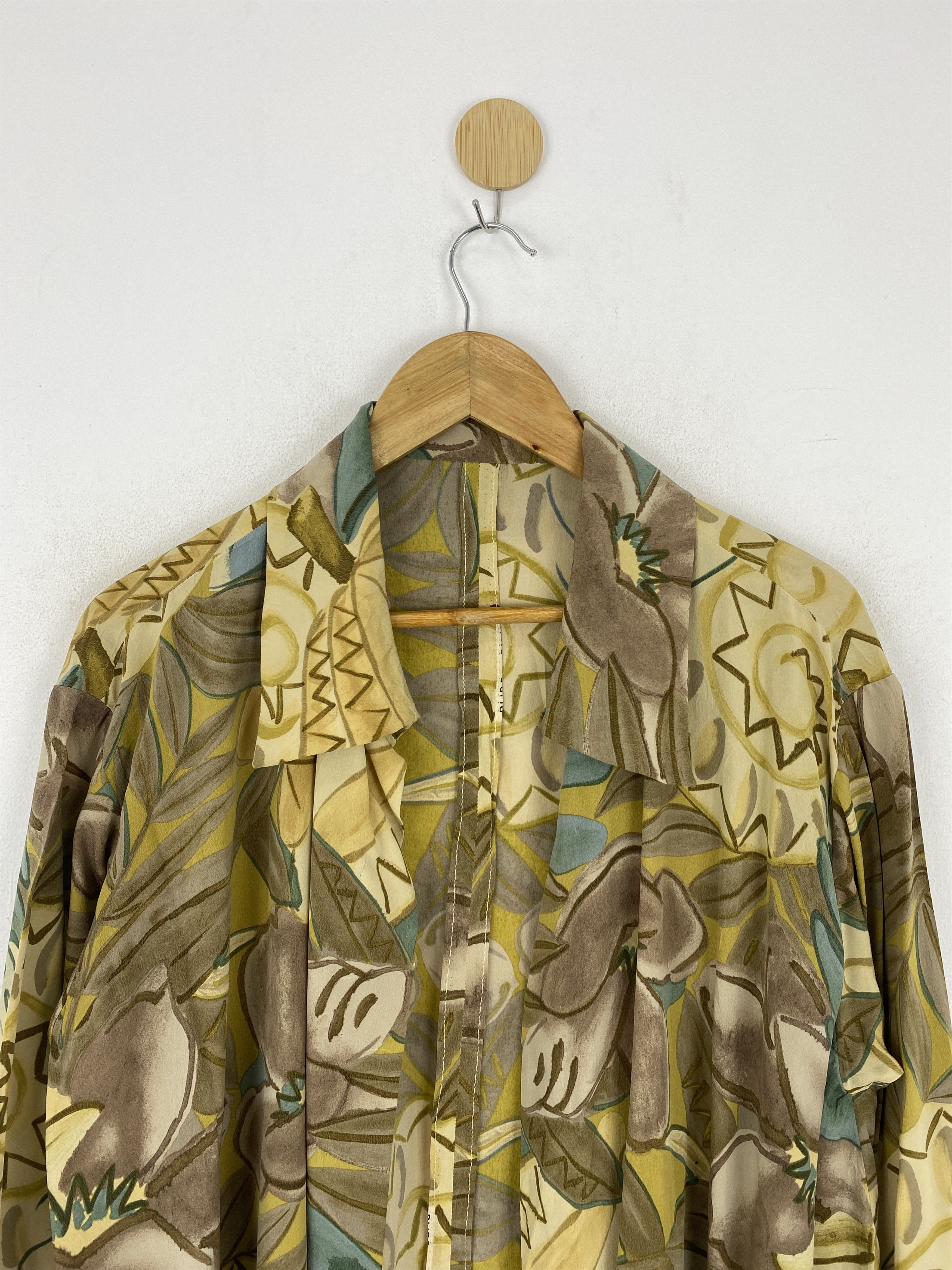 SikSilk × Vintage Vintage Japanese Brand Pure Silk Shirt Blouse J1899 Size US XL / EU 56 / 4 - 2 Thumbnail