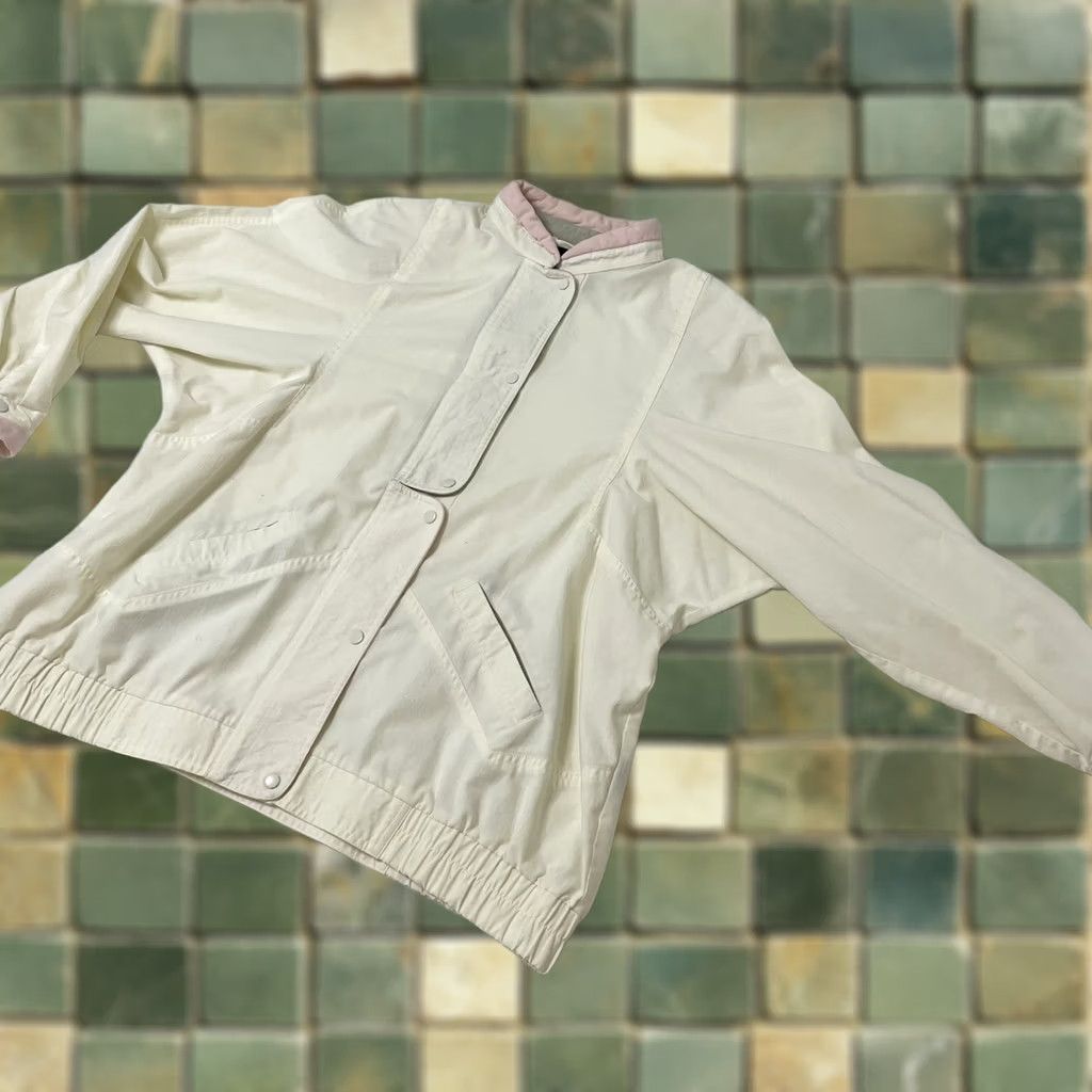 Vintage VINTAGE YR Women's Jacket 2XL Snap Button Shoulder Pads Cream Pink Green 80s Retro Windbreaker Jacket Size XXL / US 16-18 / IT 52-54 - 1 Thumbnail