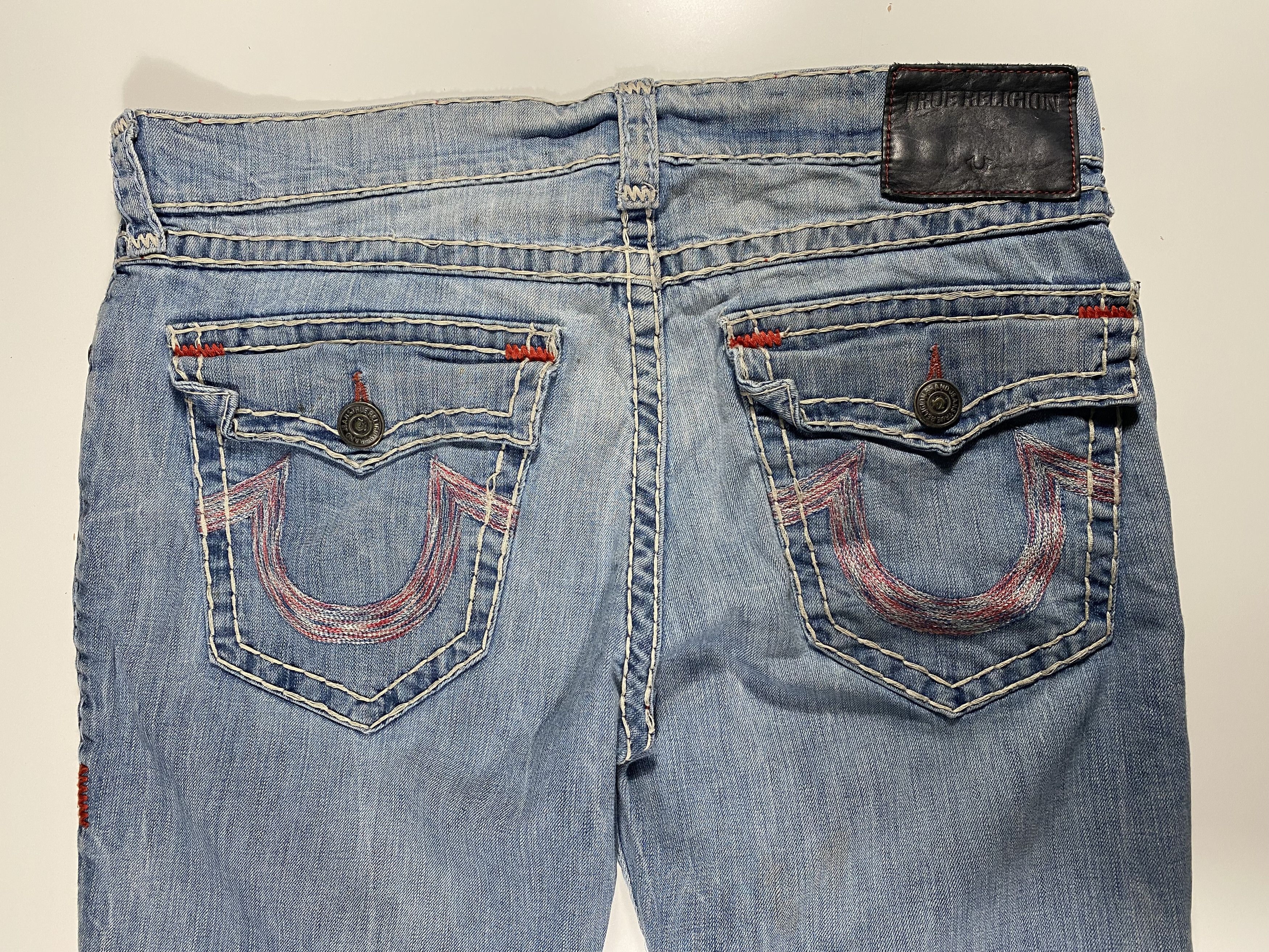 True Religion True Religion Ricky w/ Flaps Red Stitch Relaxed Jeans 38x32 Size US 38 / EU 54 - 12 Thumbnail