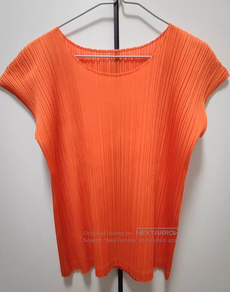 Issey Miyake Issey Miyake Short Sleeve Top Size L / US 10 / IT 46 - 1 Thumbnail