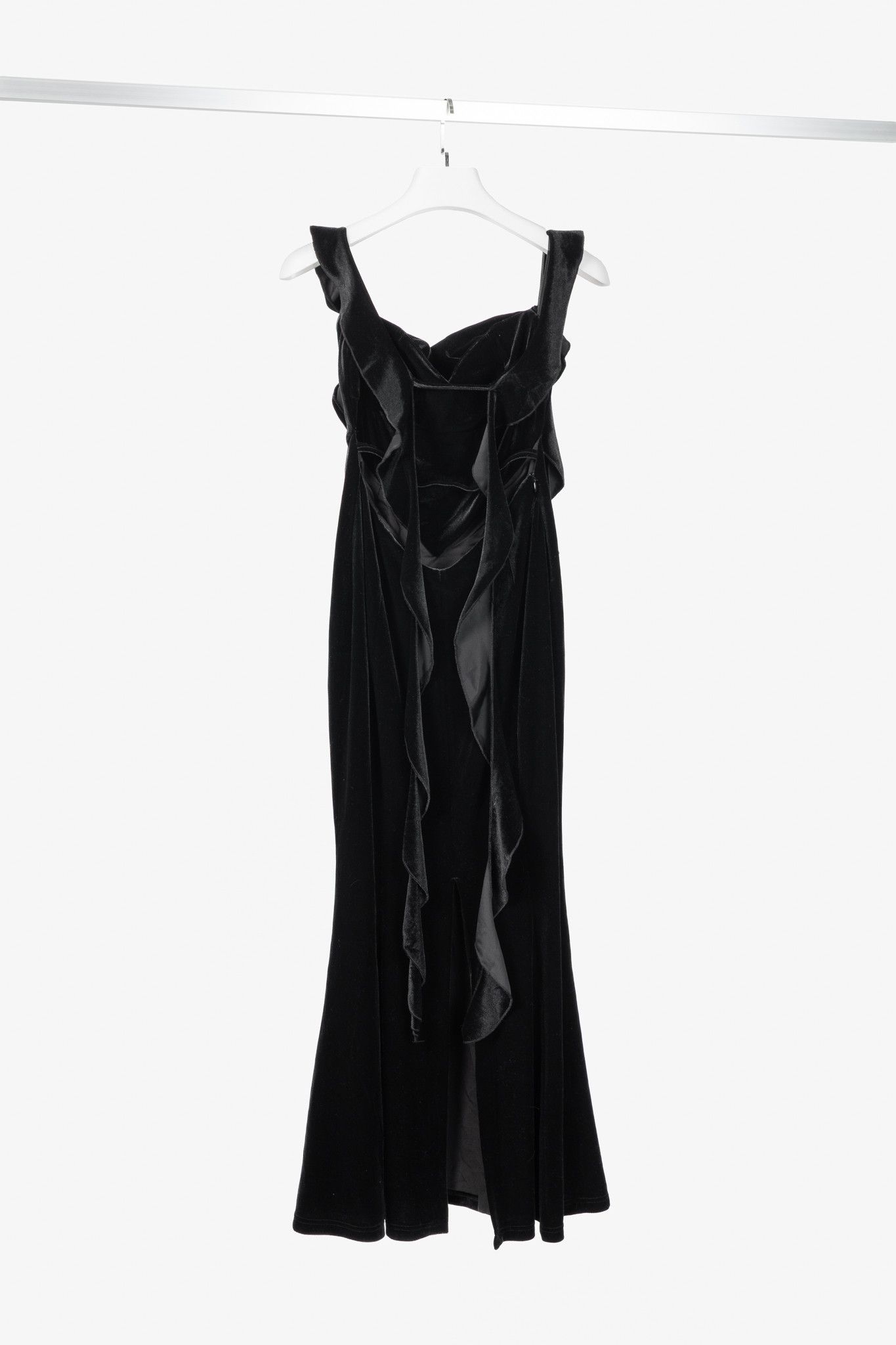 Other Nana Jacqueline Caroline Velvet Ruffle-Strap Mermaid Gown Size M / US 6-8 / IT 42-44 - 2 Thumbnail