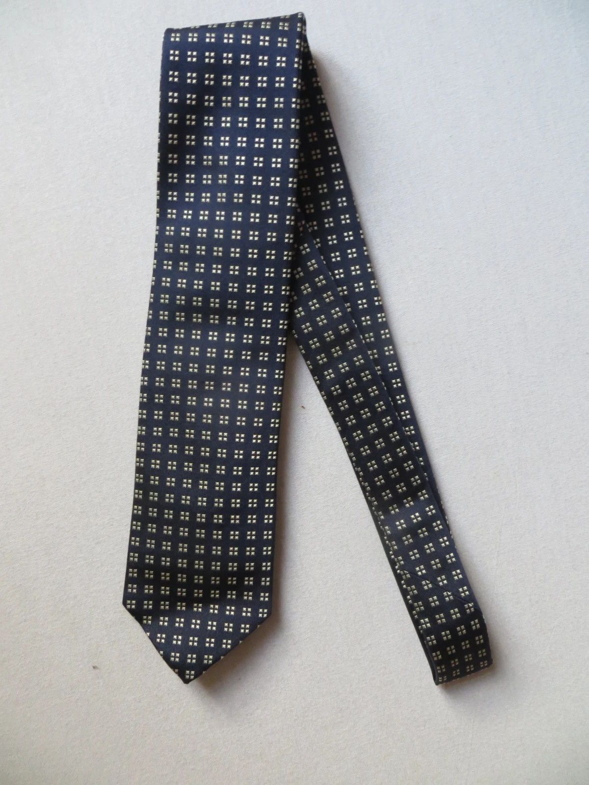 Drake's BLUE SMALL SHAPE PRINT SILK TIE Size ONE SIZE - 1 Thumbnail