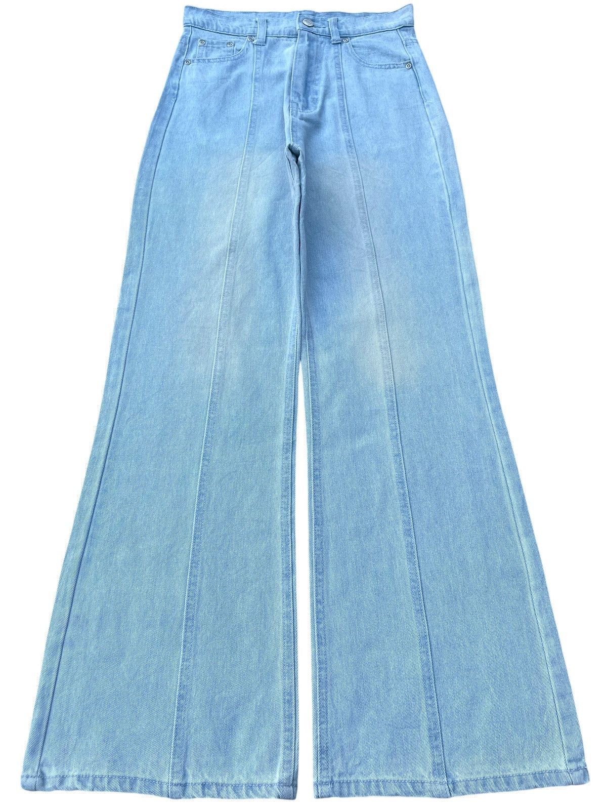 Japanese Brand Vintage Japanese Brand Front Seam Light Blue Wash Flare Jean Size 26" / US 2 / IT 38 - 1 Thumbnail