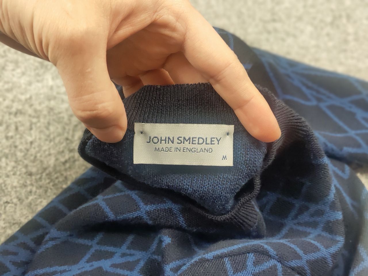 John Smedley John Smedley design blue wool sweater with geometric pattern Size US M / EU 48-50 / 2 - 9 Thumbnail