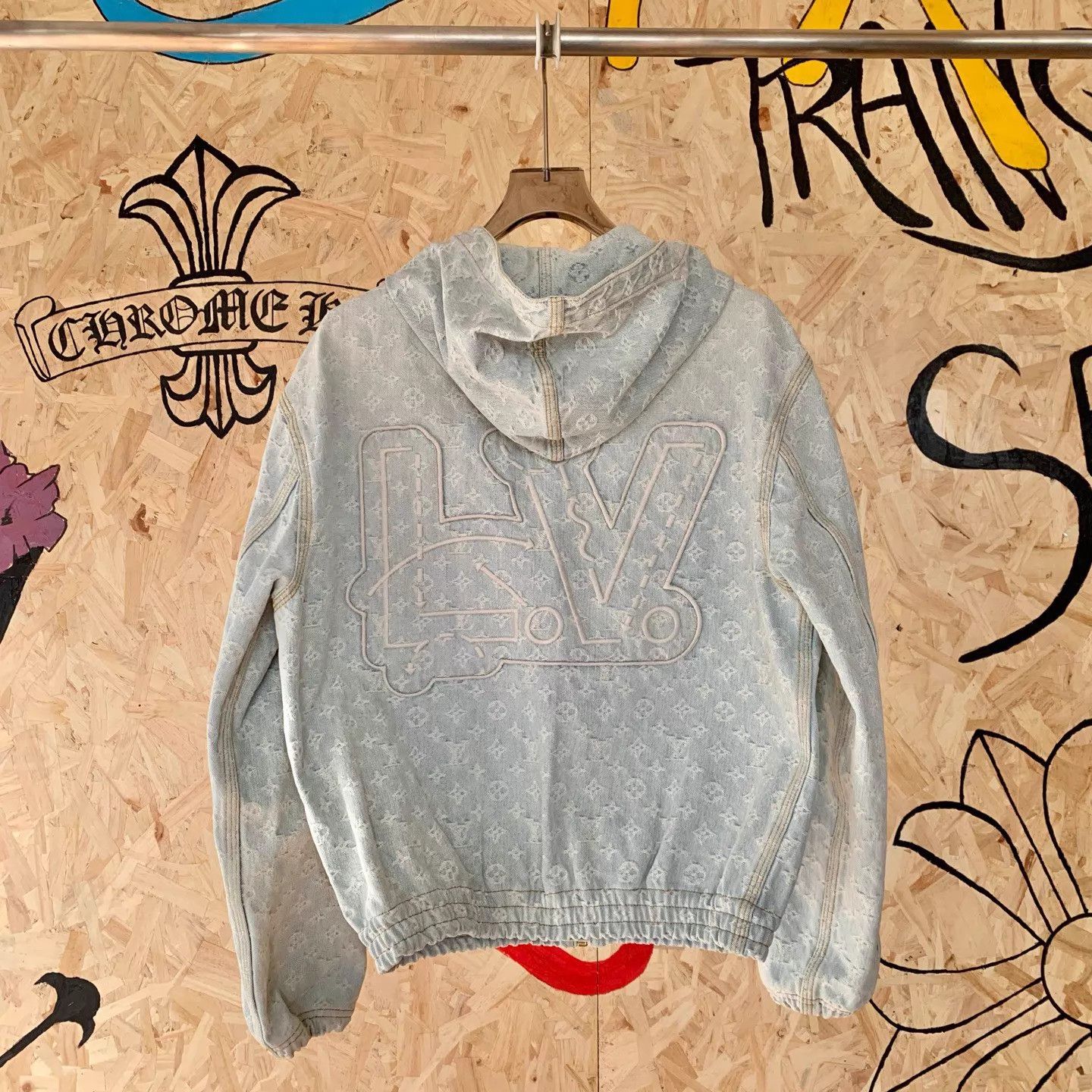 Louis Vuitton Blue LV x NBA Monogram Embroidered Hooded Denim Jkt Size US S / EU 44-46 / 1 - 8 Thumbnail