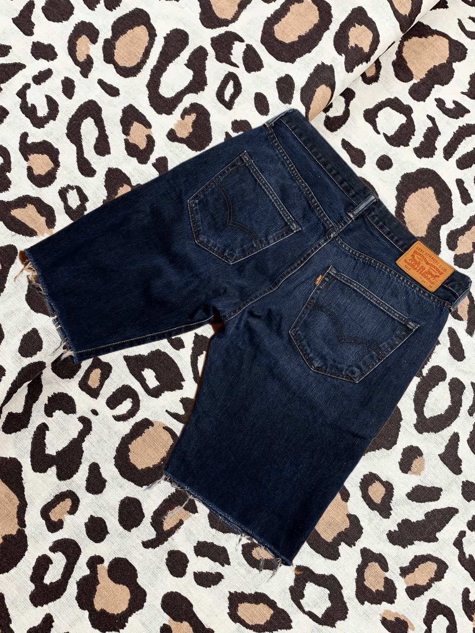 Levi's VINTAGE Y2K DENIM LEVIS SHORTS Size US 34 / EU 50 - 1 Thumbnail
