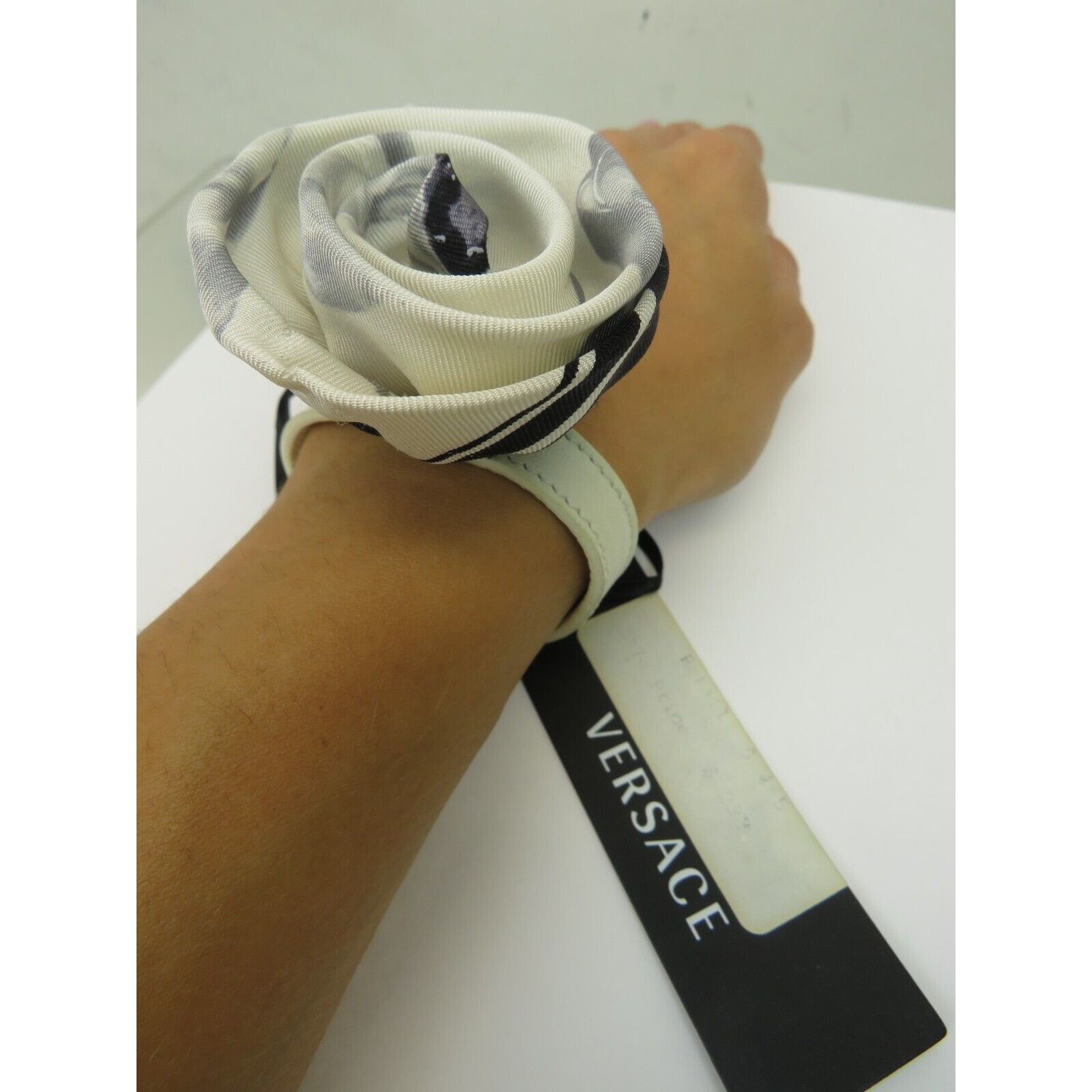Versace VERSACE LEATHER BRACELET TEXTILE ROSE LOGO BUCKLE CLOSURE IT Size ONE SIZE - 11 Thumbnail