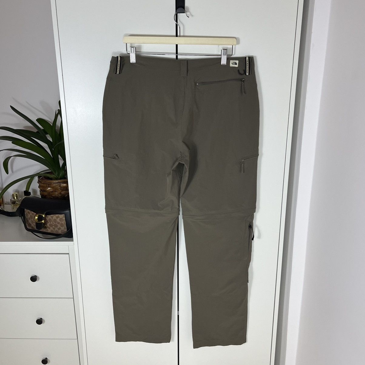 The North Face The North Face Cargo Multipocket Transformer Nylon Pants Size US 36 / EU 52 - 10 Thumbnail