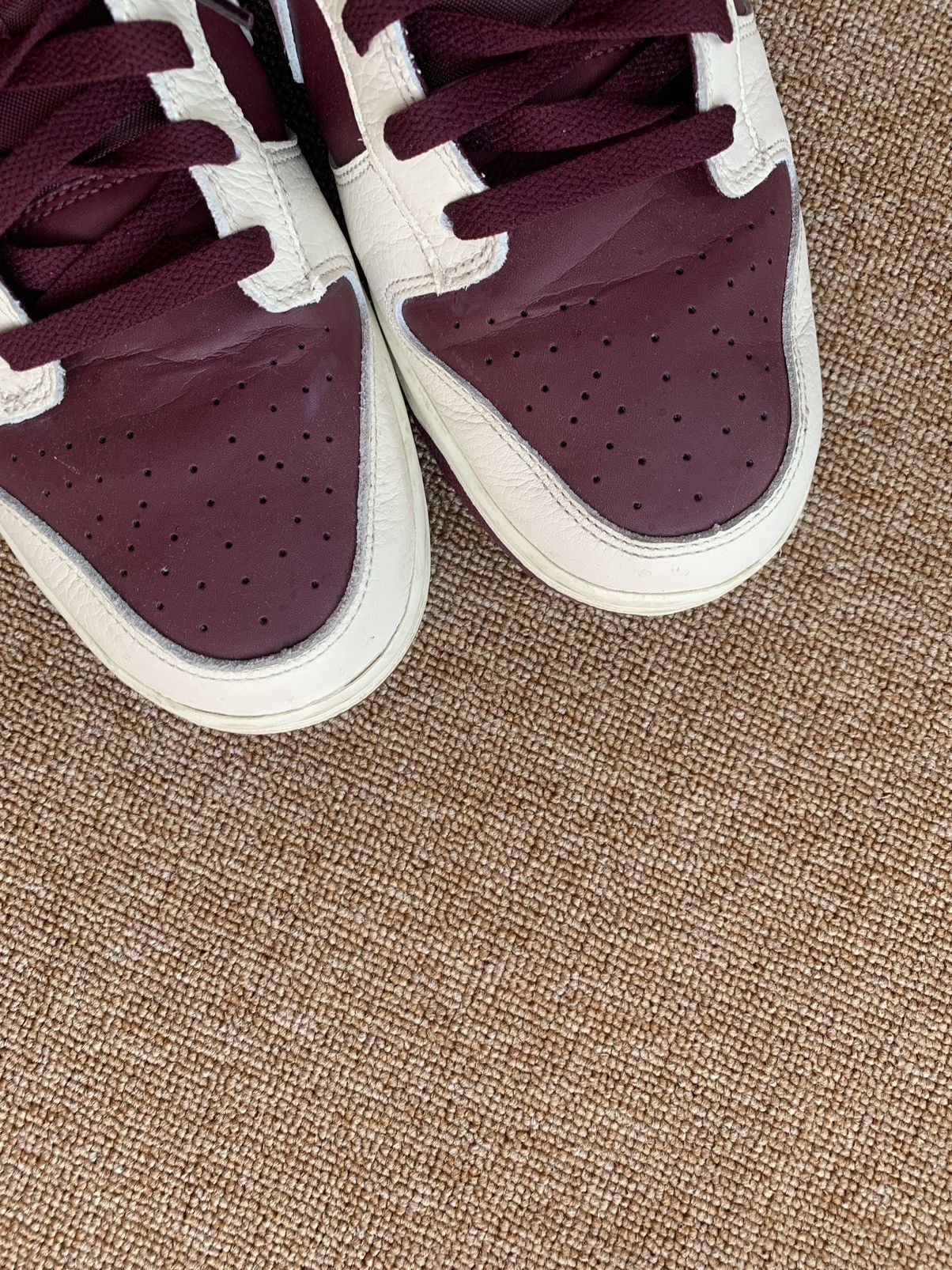 Nike Nike Dunk Low Valentine's Day 2023 Size US 11 / EU 44 - 7 Thumbnail