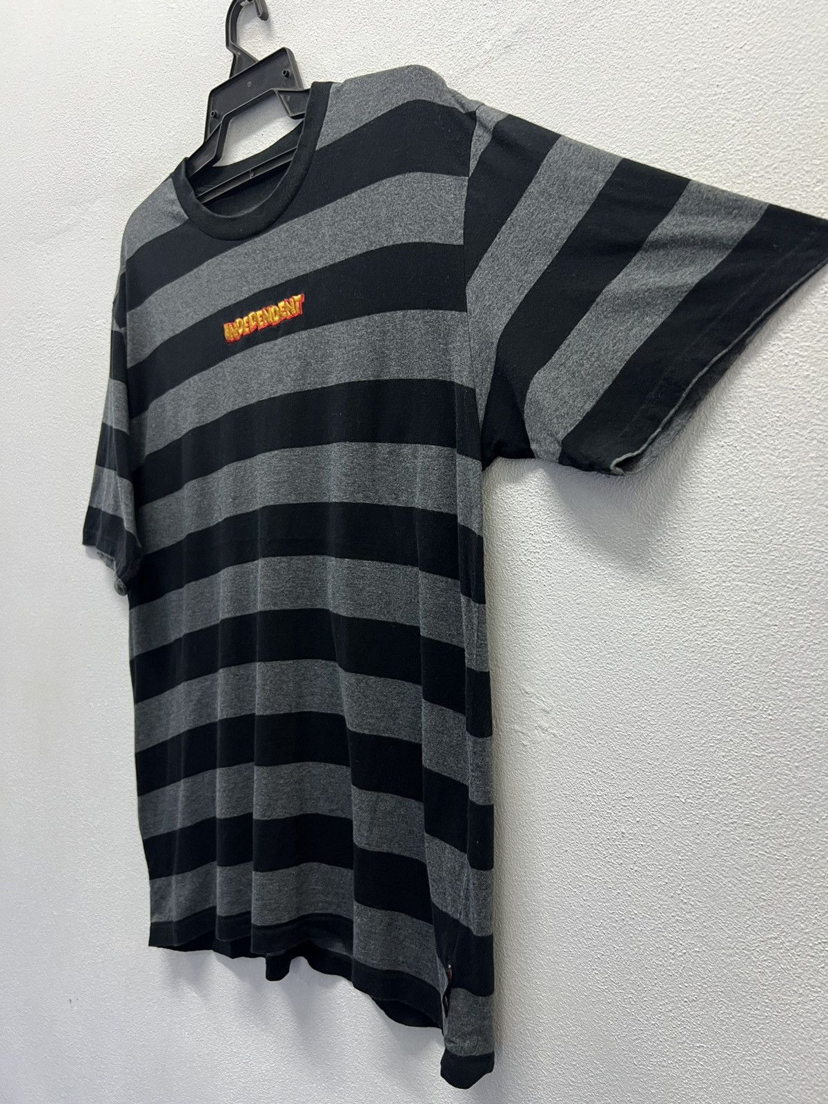 Vintage VINTAGE INDEPENDENT TEE SHIRT Size US XL / EU 56 / 4 - 5 Thumbnail