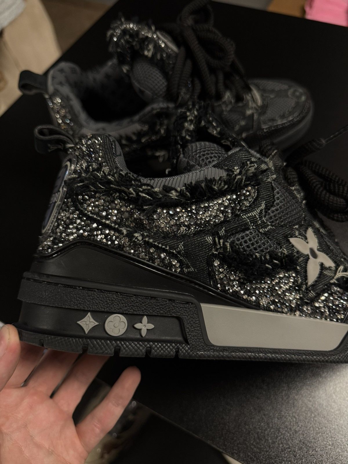 Louis Vuitton Louis Vuitton Swarovski Crystal Skates Black 8.5LV/9.5US Size US 9.5 / EU 42-43 - 17 Thumbnail