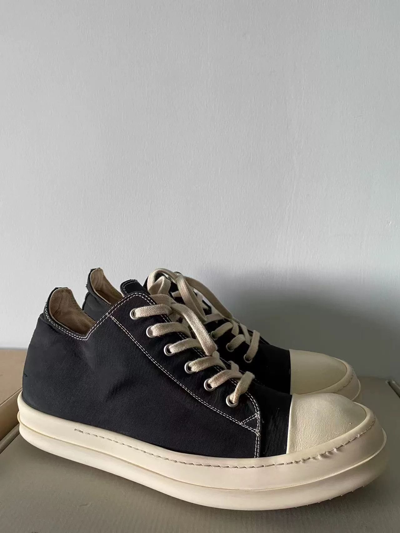 Rick Owens Rick Owens Lowtop Sneakers 44 Men Size US 10.5 / EU 43-44 - 1 Thumbnail