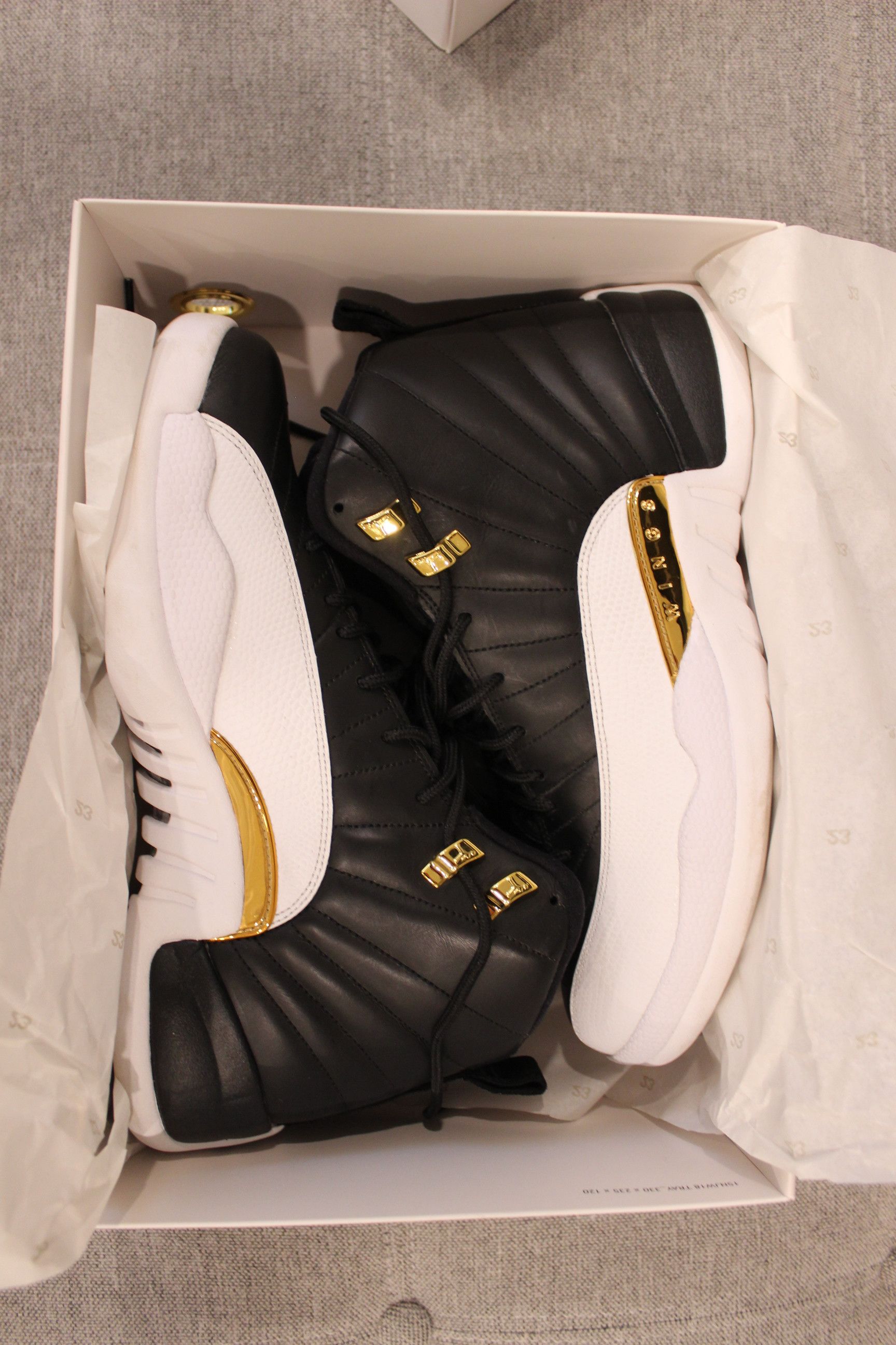 Jordan Brand Jordan 12 Retro Wings 848692-033 Size US 10 / EU 43 - 2 Thumbnail