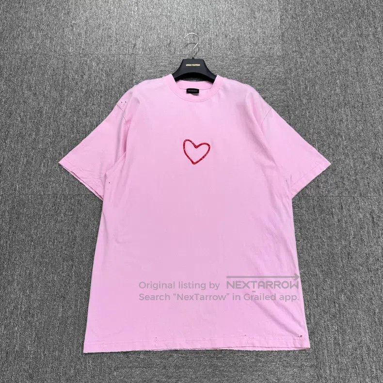 Balenciaga Balenciaga Heart Short Sleeve Size US S / EU 44-46 / 1 - 1 Thumbnail
