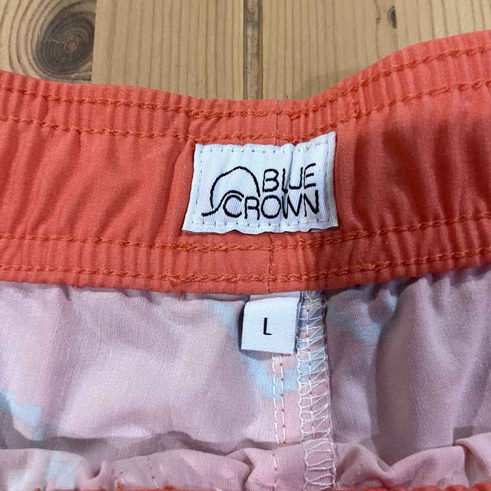 Tillys Tillys Swim Bottom Trunks Pink Water-Reactive New Blue Crown Aztec L Men Large Size US 33 - 4 Thumbnail