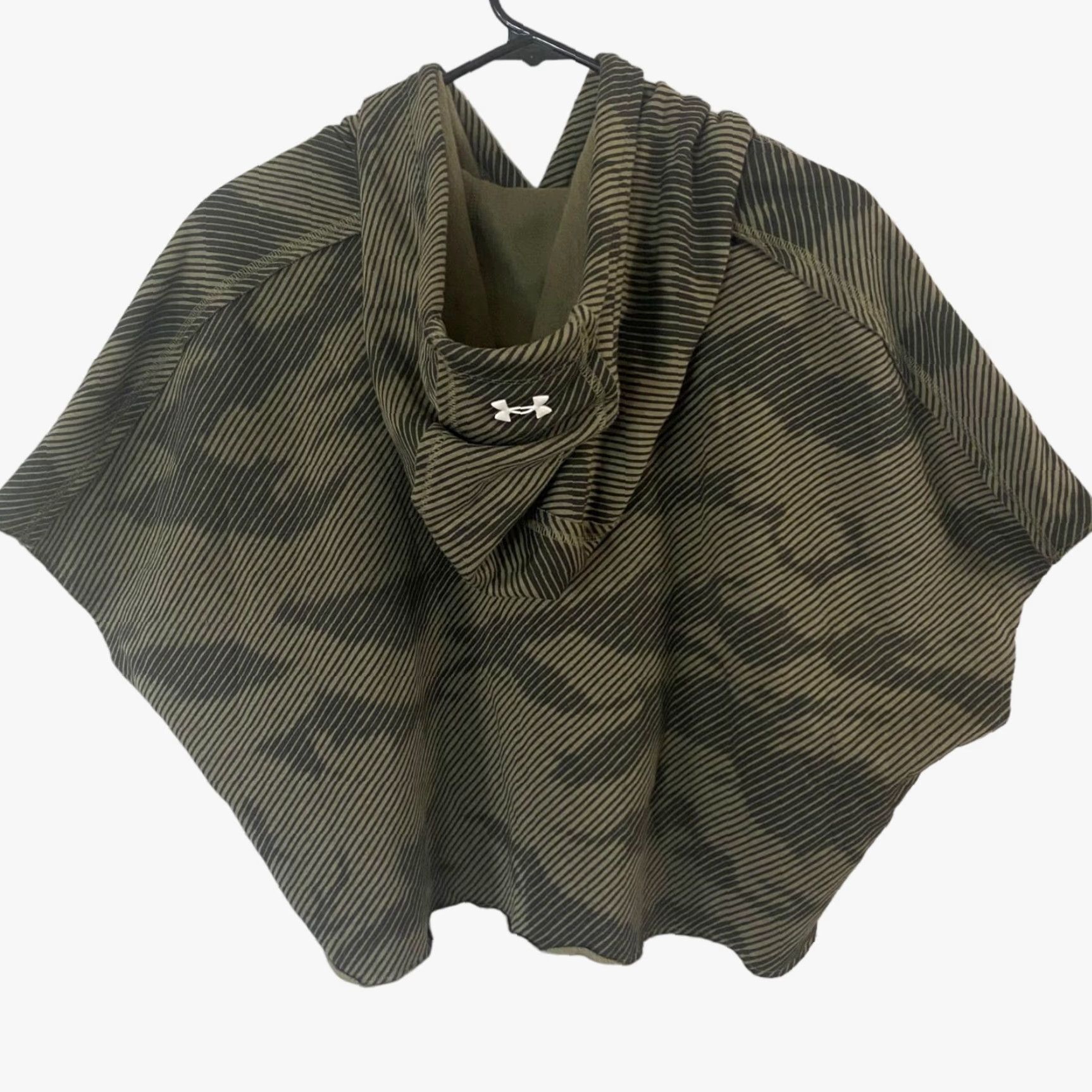 Under Armour VINTAGE Under Armour Project Rock Hoodie Sleeveless Crop Green Camo Womens Medium New Size M / US 6-8 / IT 42-44 - 4 Thumbnail