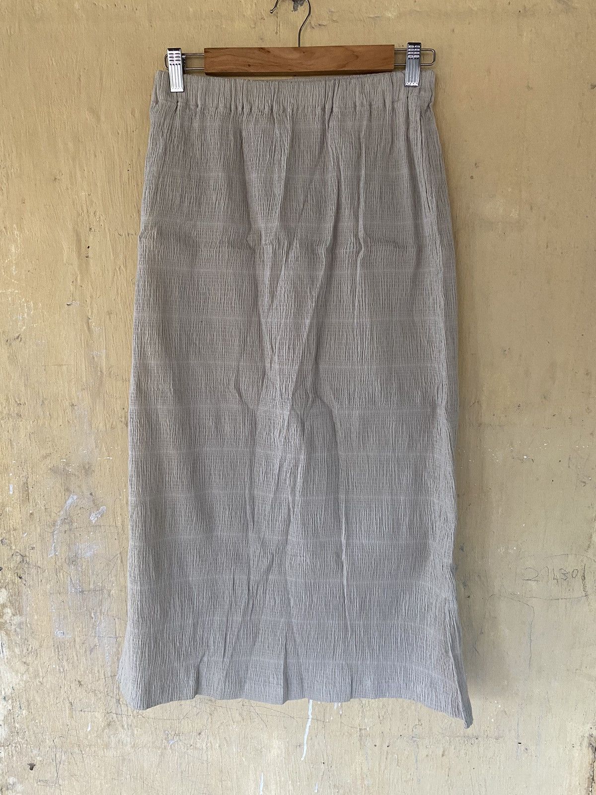 Issey Miyake Issey Miyake Plantation Midi Skirt Japanese Brand Size 28" / US 6 / IT 42 - 1 Thumbnail