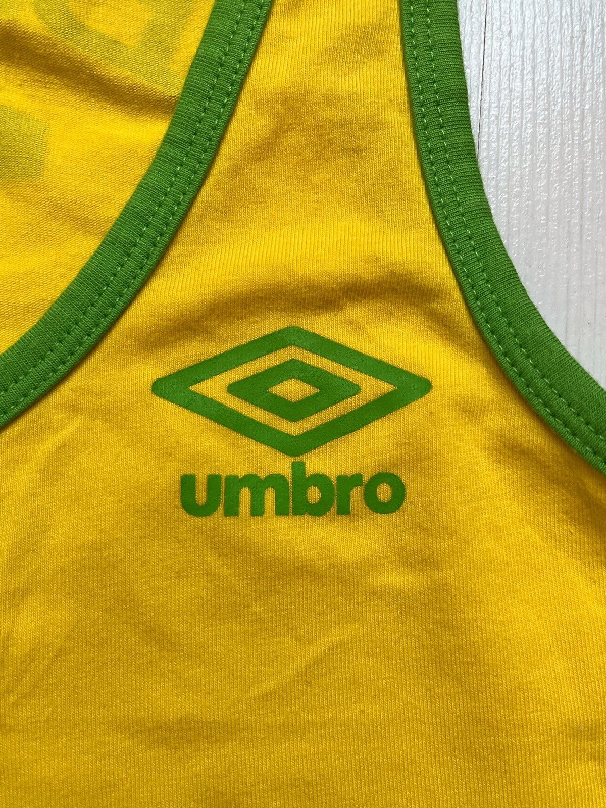 Umbro Umbro x Brasil Sz M Top Tank 2000s Y2K Double Side Print #10 Size M / US 6-8 / IT 42-44 - 4 Thumbnail