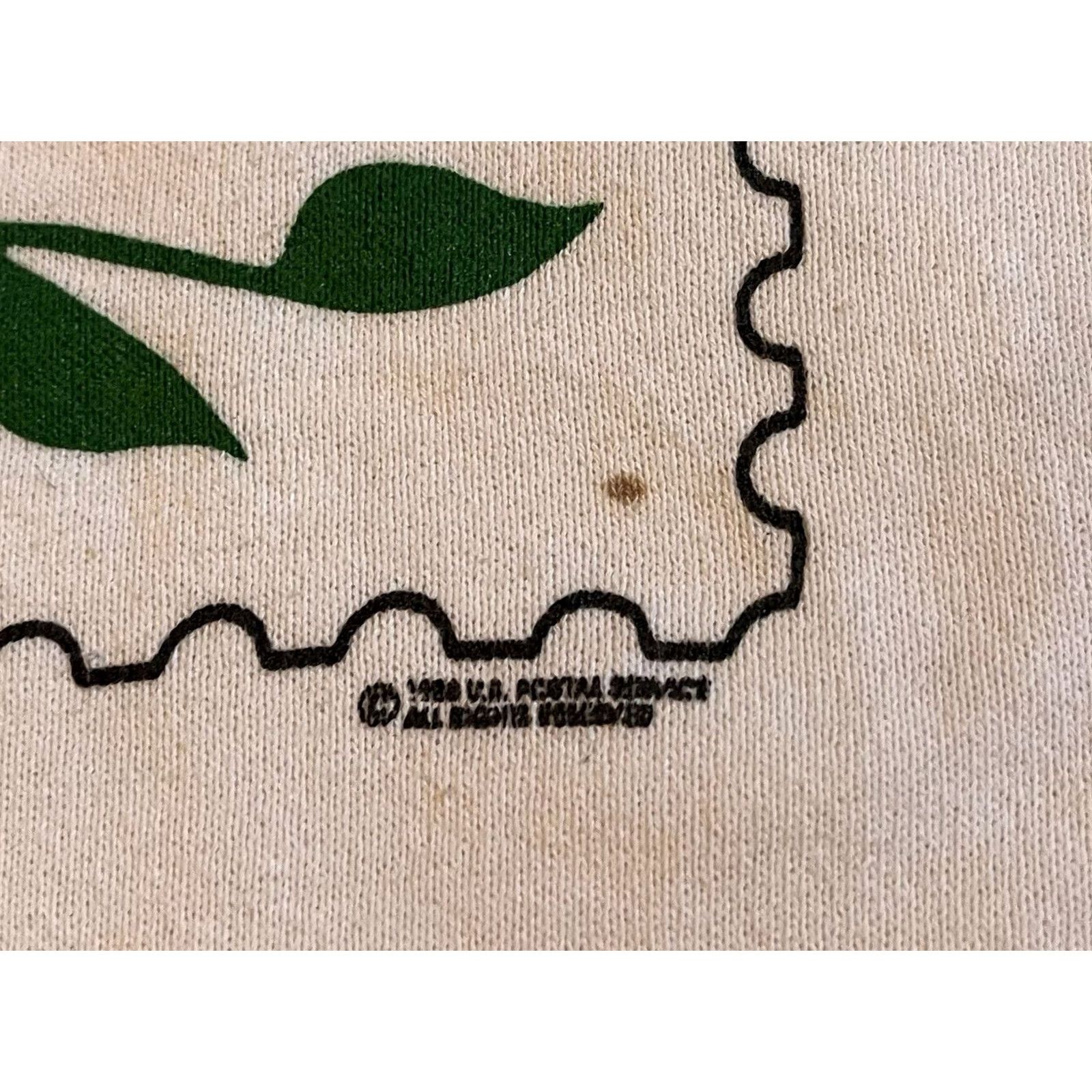 Fruit Of The Loom VINTAGE Love Bird 25 Cent Postage Stamp Sweatshirt Women’s Large White 1988 80s Size L / US 10 / IT 46 - 4 Thumbnail