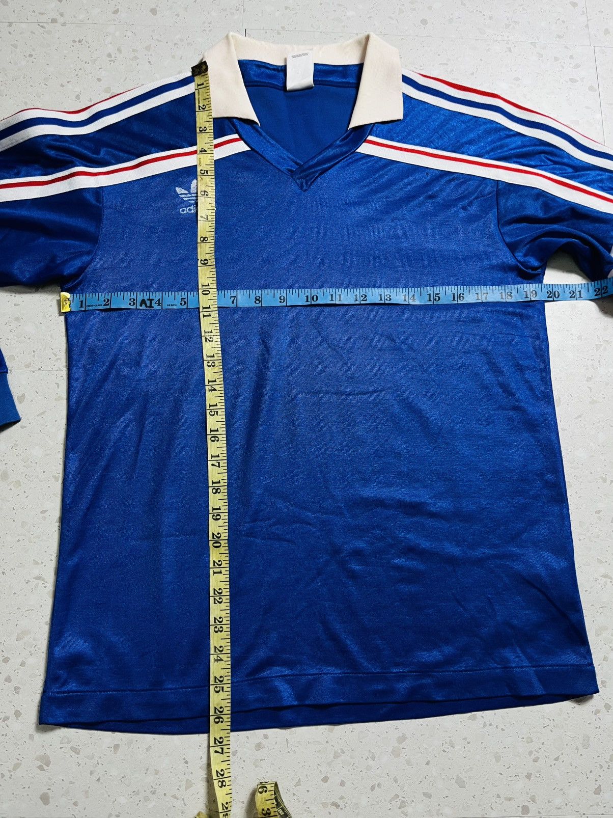 Adidas Vintage 1986 Adidas tamplate France jersey Size US M / EU 48-50 / 2 - 9 Thumbnail