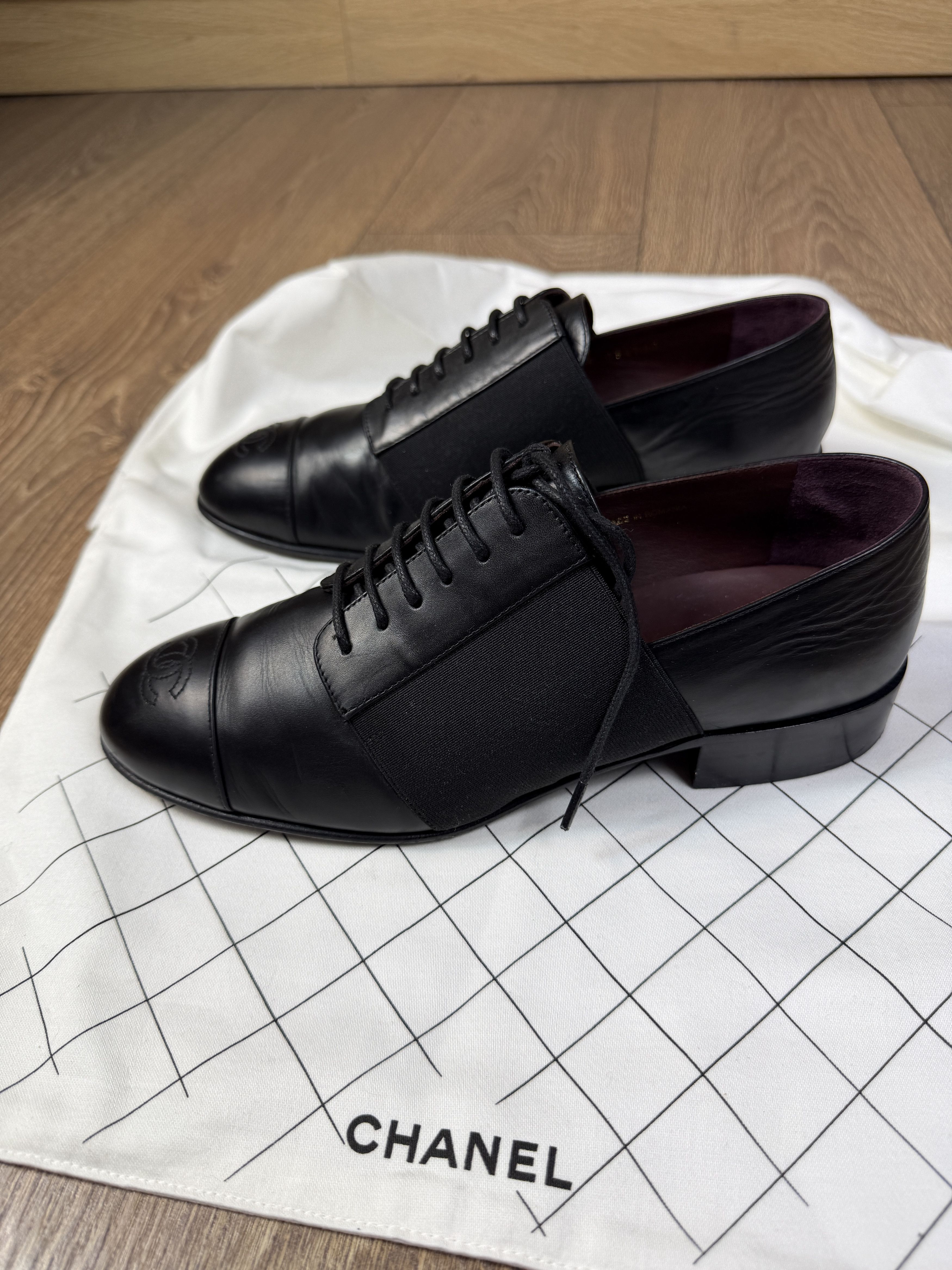 Chanel Chanel black cc leather and canvas lace up flat shoes zx 38c Size US 8 / IT 38 - 14 Thumbnail