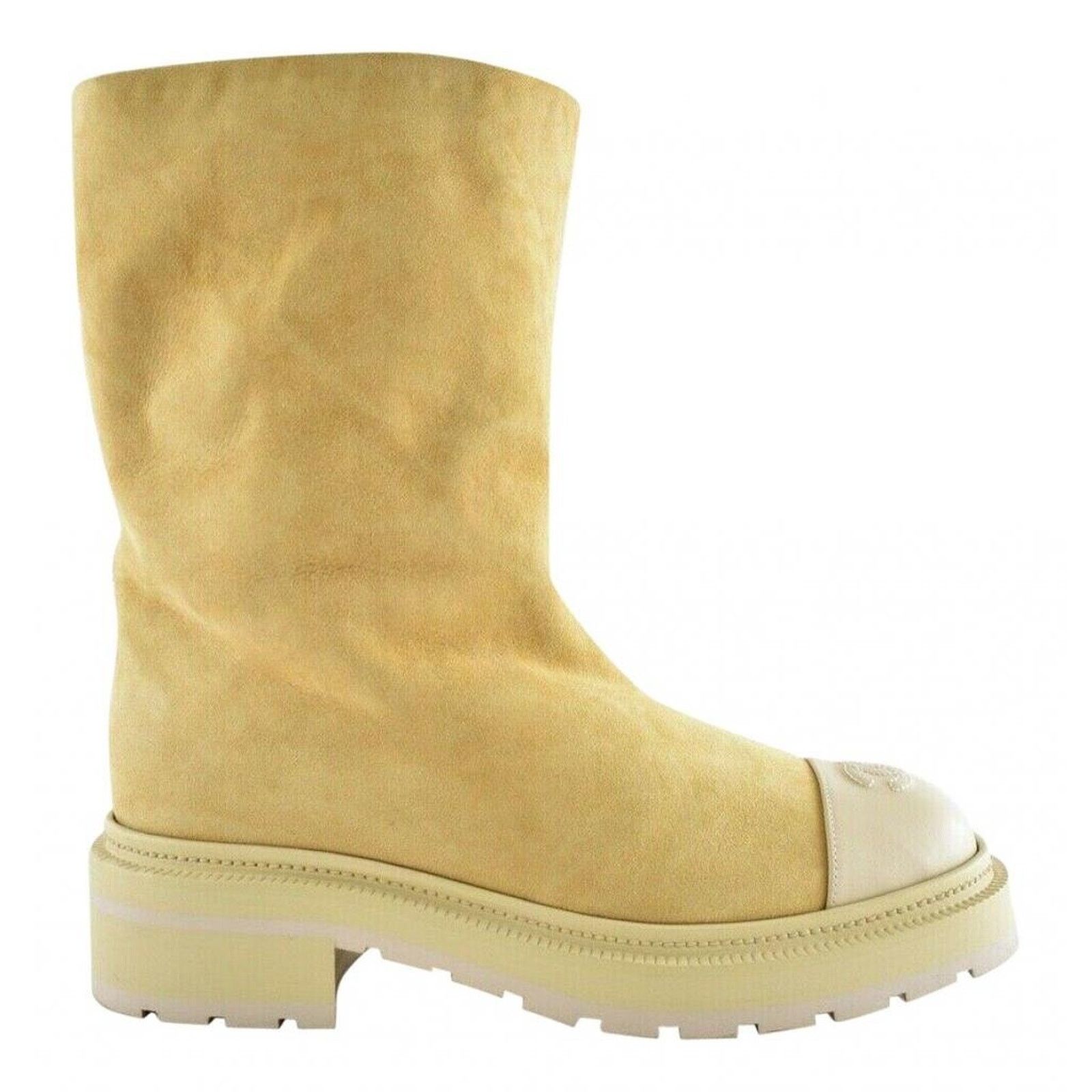 Chanel 20N Beige Suede Shearling Fur CC Cap Toe Pull On Mid