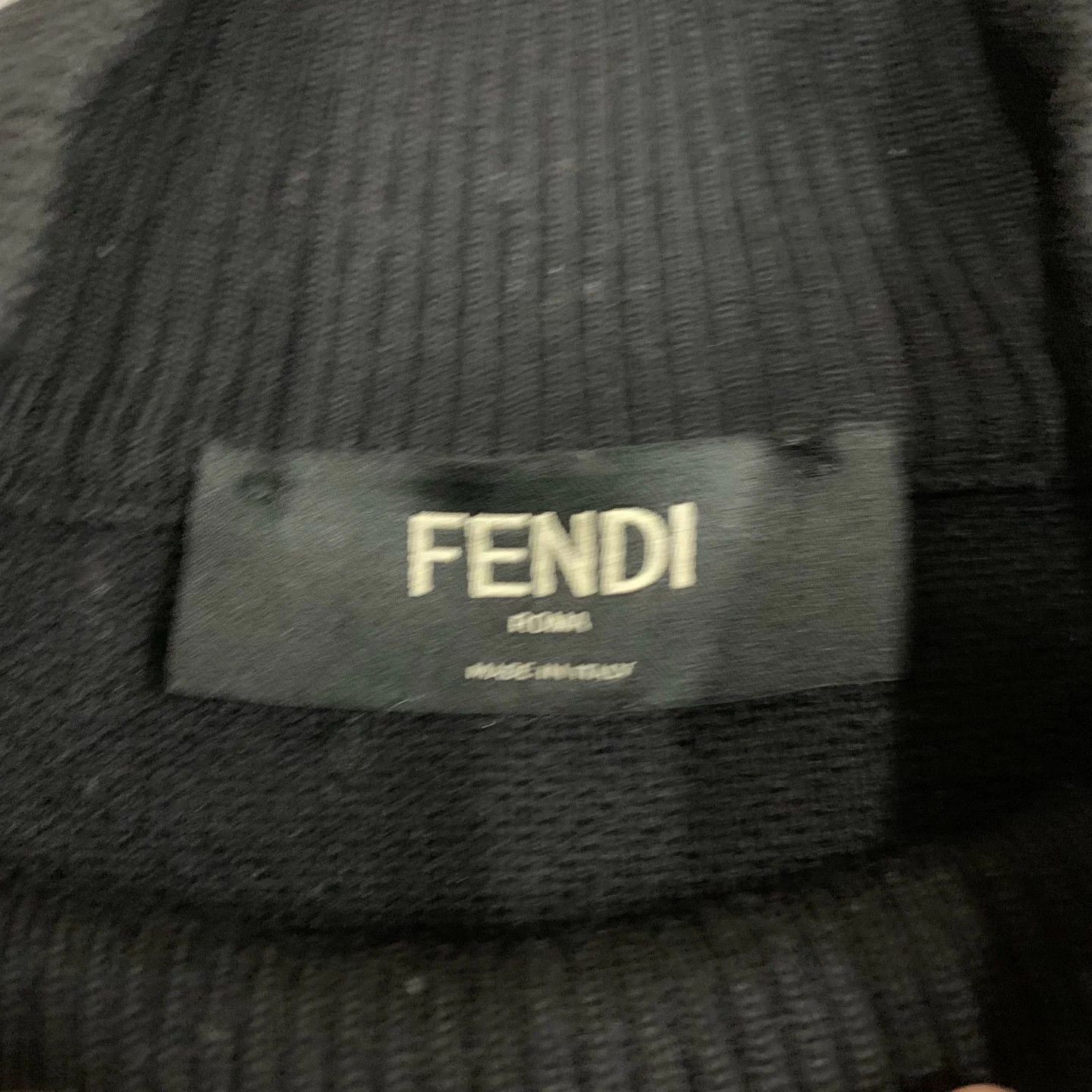 Fendi Fendi color blocked chest logo sweater 52 95 new stain Size US XL / EU 56 / 4 - 4 Thumbnail