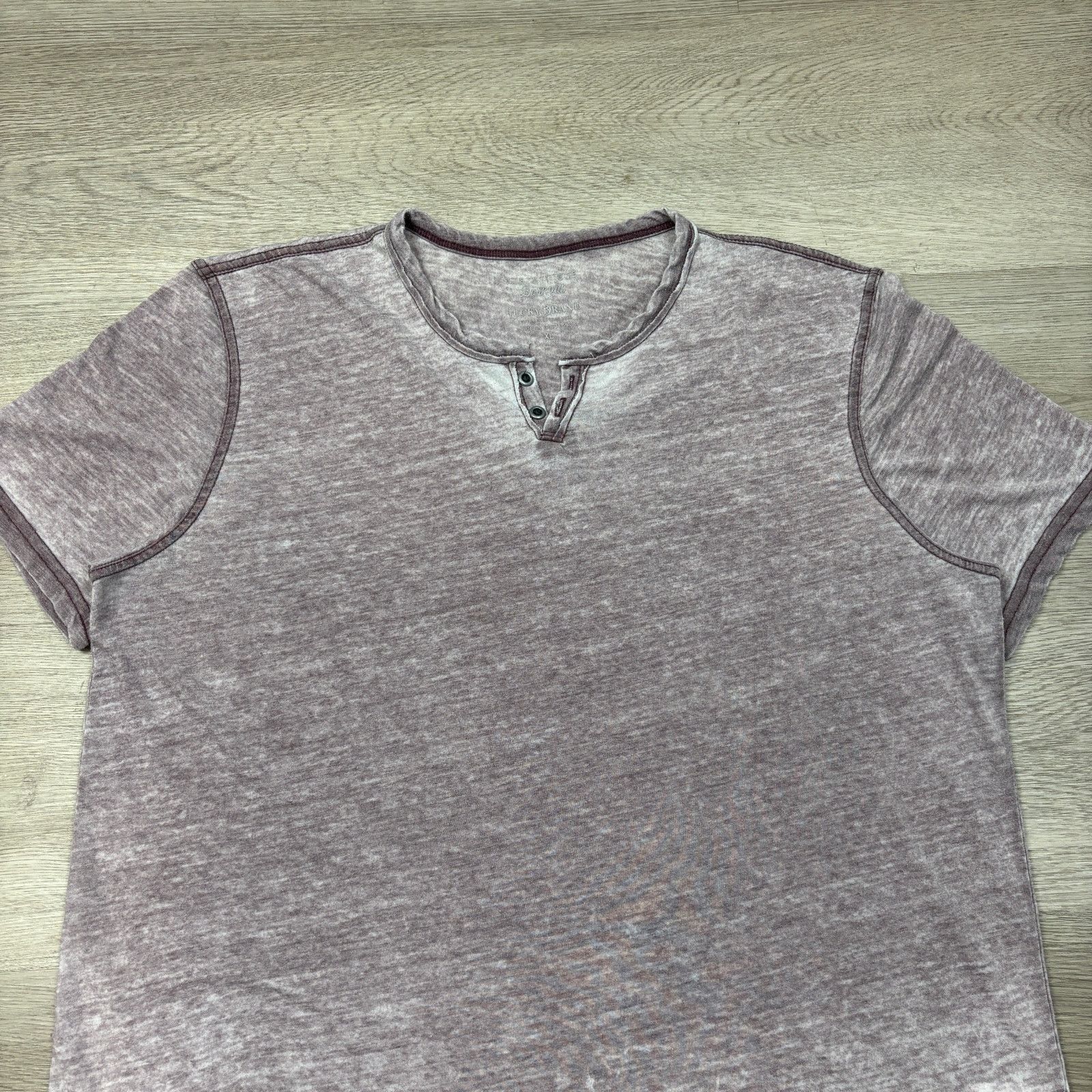 Lucky Brand Lucky Brand Venice Burnout Notch Neck Henley Shirt Men's XL Size US XL / EU 56 / 4 - 2 Thumbnail