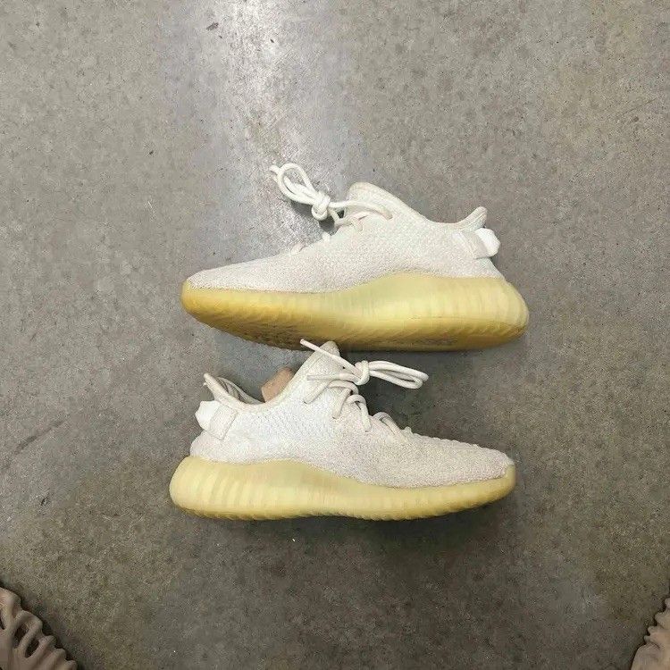 Adidas Adidas Yeezy Boost 350 V2 Cream White Triple CP9366 Size 4.5 Size US 4.5 / IT 34.5 - 2 Thumbnail