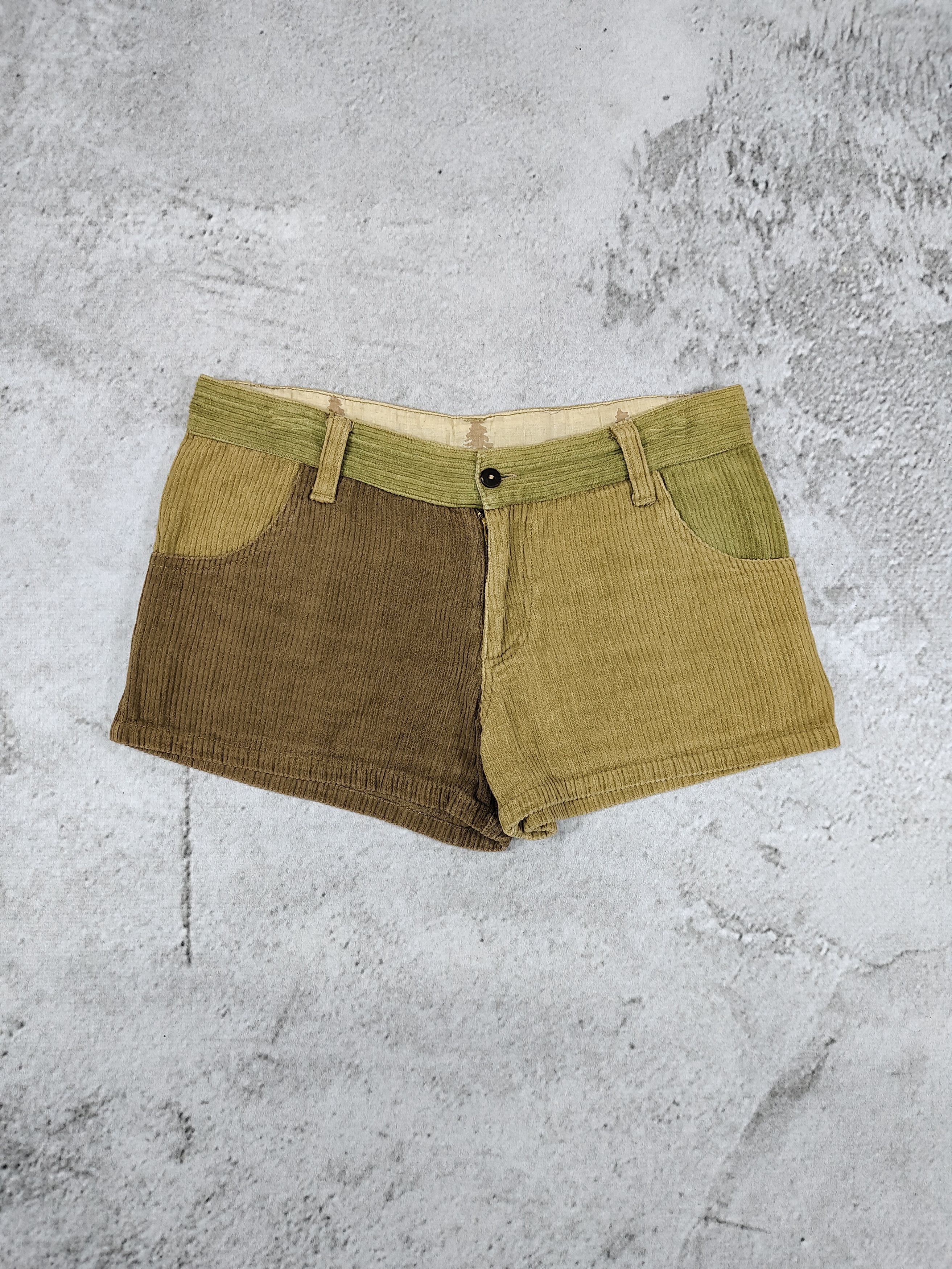 Japanese Brand Amina🇯🇵 Y2K Mori Girl Corduroy Patchwork Mini Shorts Size 30" / US 8 / IT 44 - 1 Thumbnail