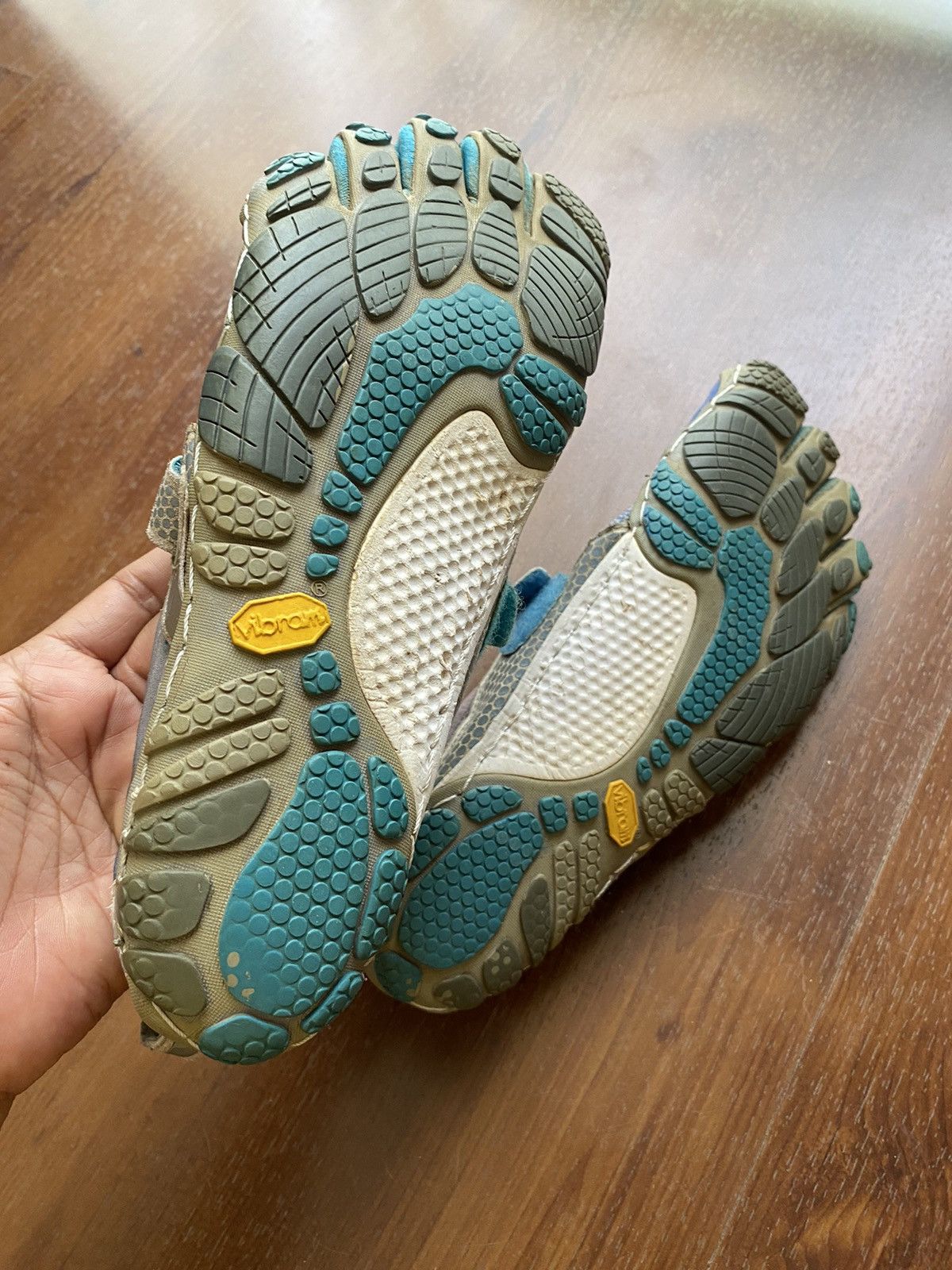 Vibram Vibram Five Fingers Blue shoes Size US 10 / IT 40 - 9 Thumbnail