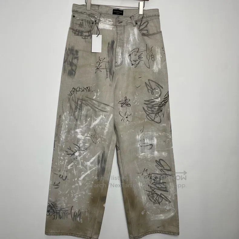 Balenciaga Balenciaga size M Hand-painted graffiti dirty baggy jeans Size US 27 - 1 Thumbnail