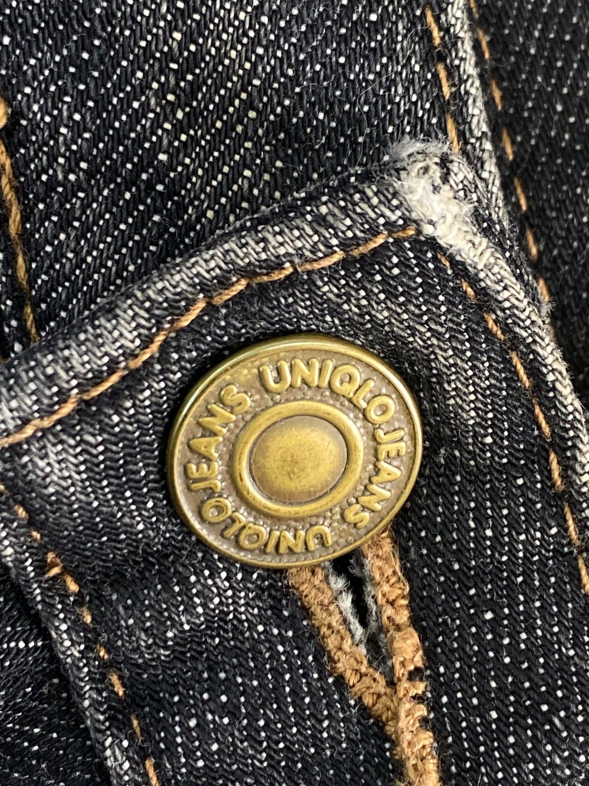Uniqlo Uniqlo Faded Wash Style Flare Jeans Size US 28 / EU 44 - 14 Thumbnail