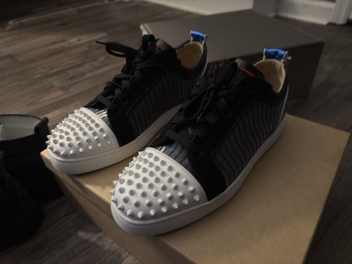 Christian Louboutin Christian Louboutin Red Bottoms🔥 Low Top Size US 11 / EU 44 - 9 Thumbnail