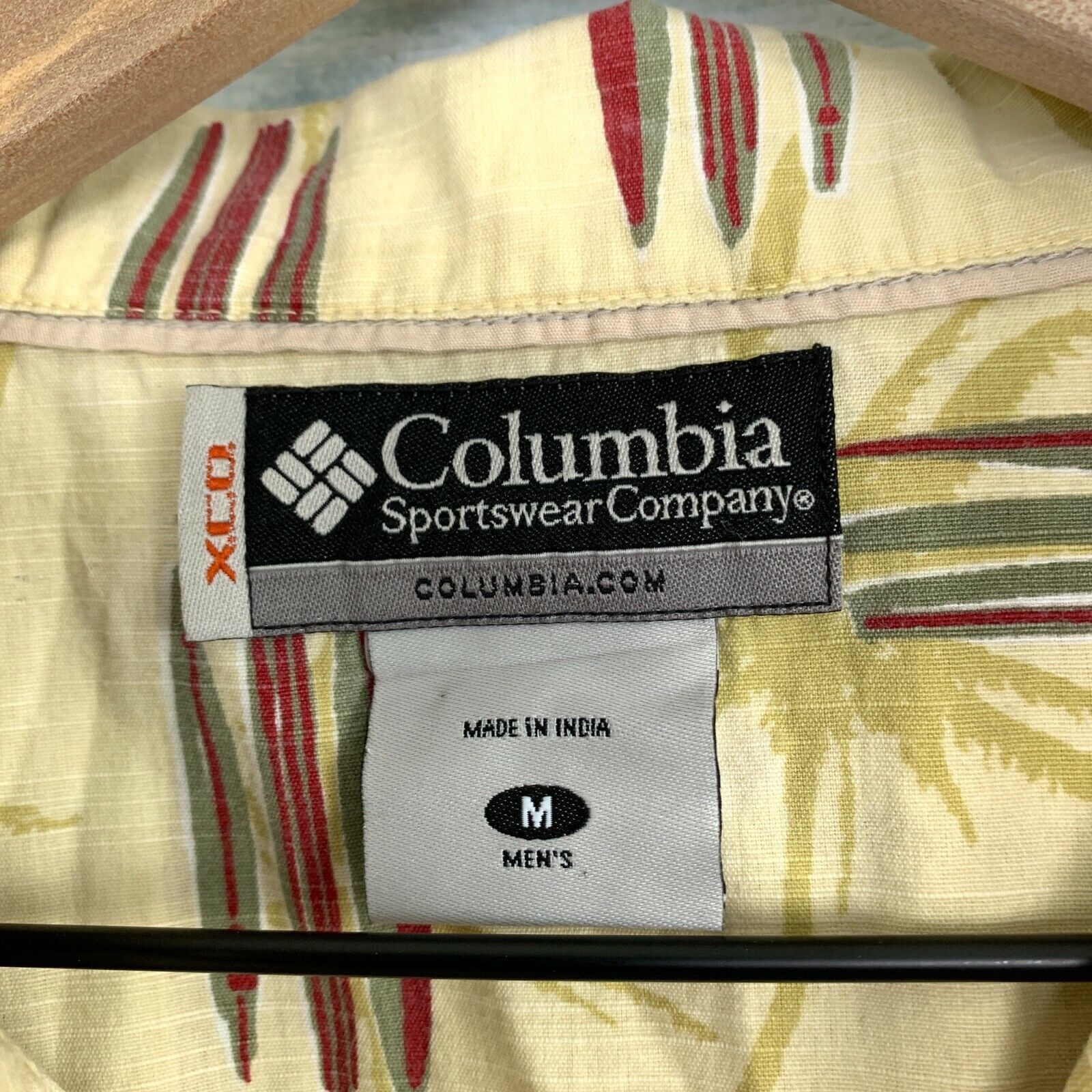 Columbia Columbia XCO Surfboard Hawaiian Camp Shirt Yellow Mens M Size US M / EU 48-50 / 2 - 6 Thumbnail