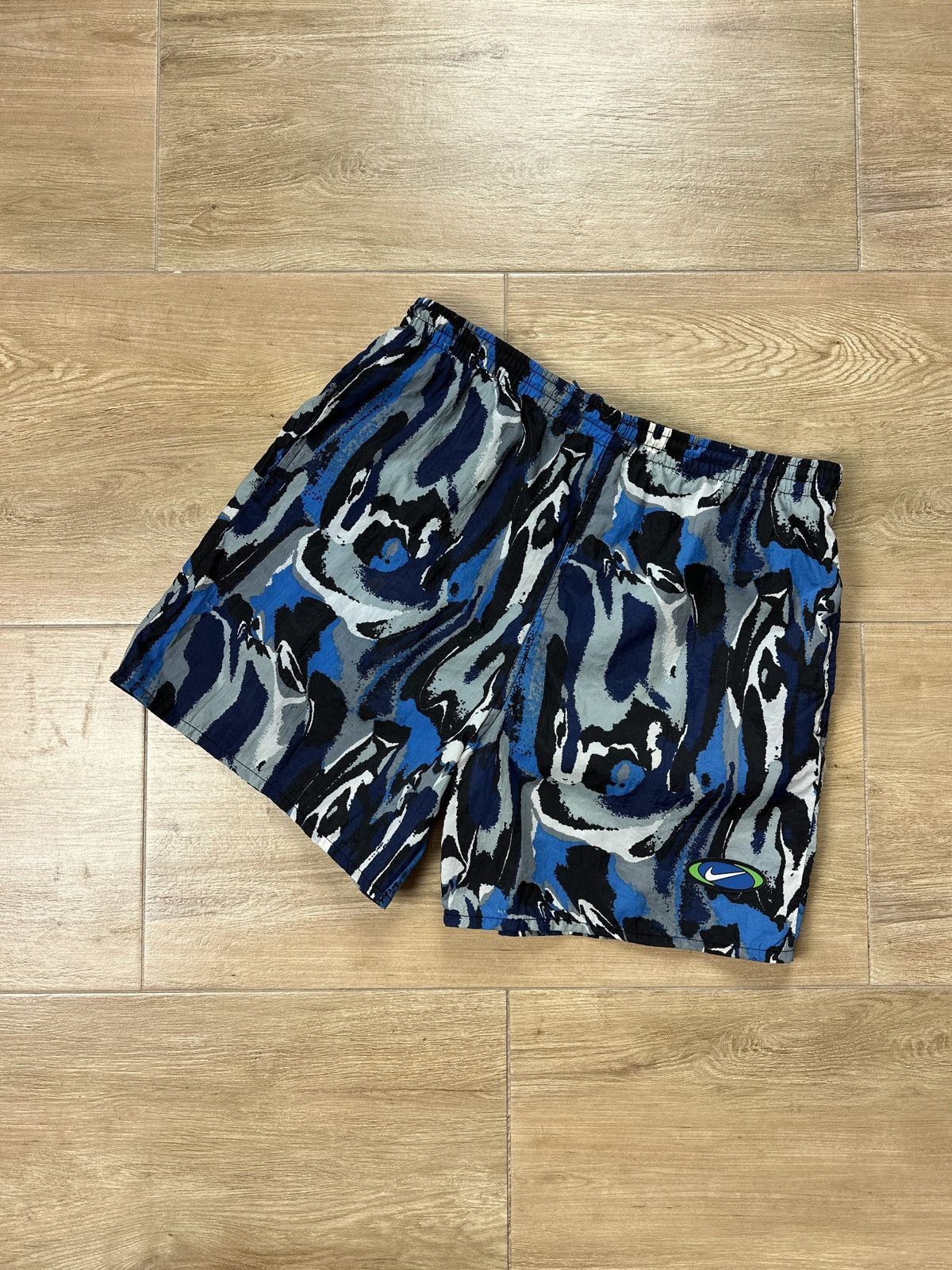 Nike × Vintage Vintage 90’s Nike Nylon Abstract All Over Print Swim Shorts Size US 32 / EU 48 - 1 Thumbnail