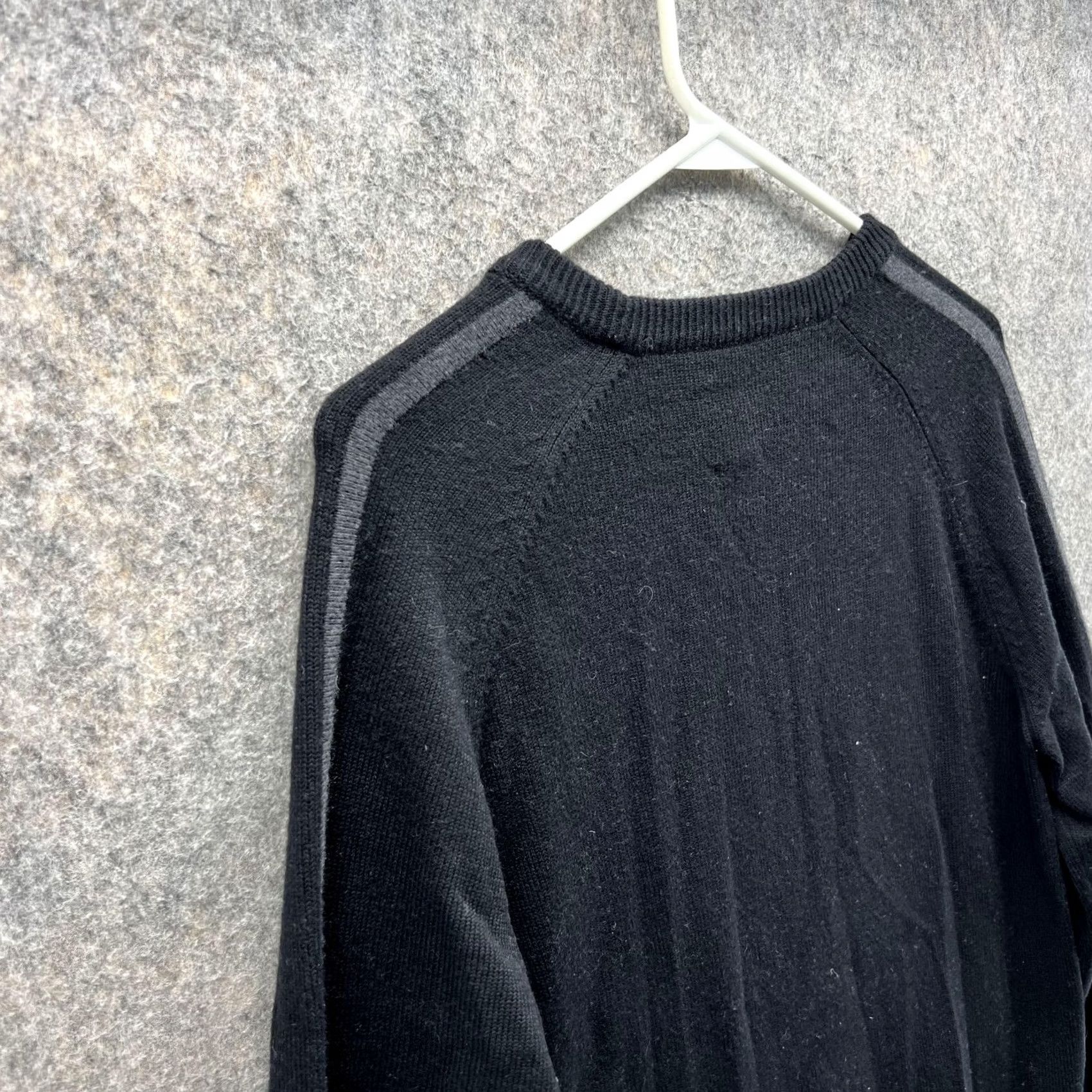 Victorinox Victorinox Sweater Men M Black Wool Pullover Crew Neck Logo Vintage No Size US M / EU 48-50 / 2 - 7 Thumbnail