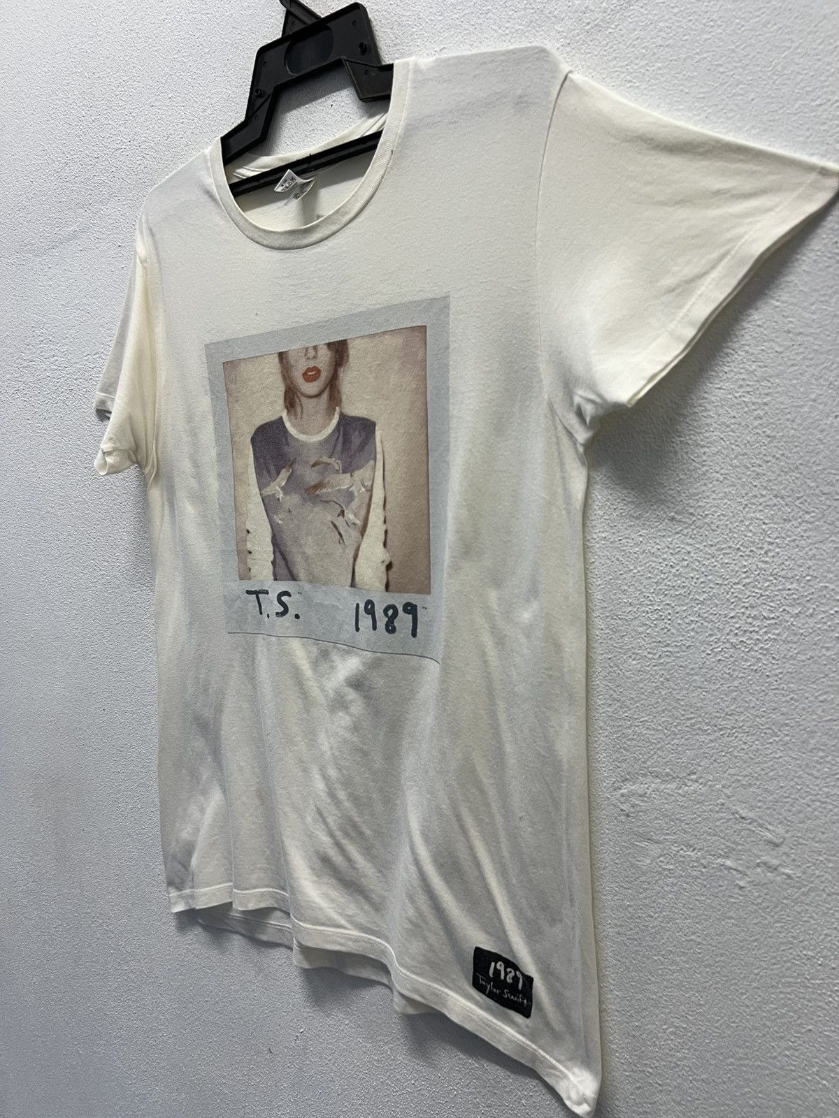 Band Tees × Vintage VINTAGE TAYLOR SWIFT THE 1989 WORLD TOUR SHIRT Size US M / EU 48-50 / 2 - 6 Thumbnail