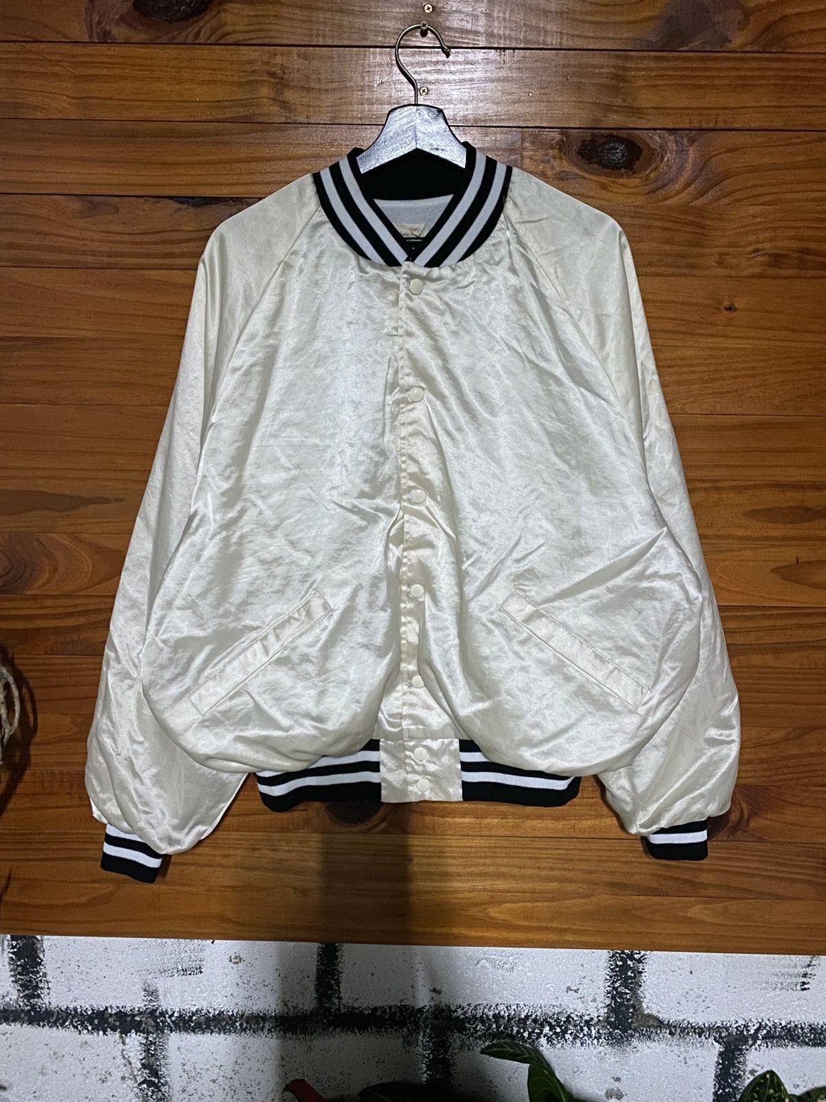 Vintage Vintage 70s King Louie “The King Lives On – Gary Hill Show” Size US XL / EU 56 / 4 - 6 Thumbnail