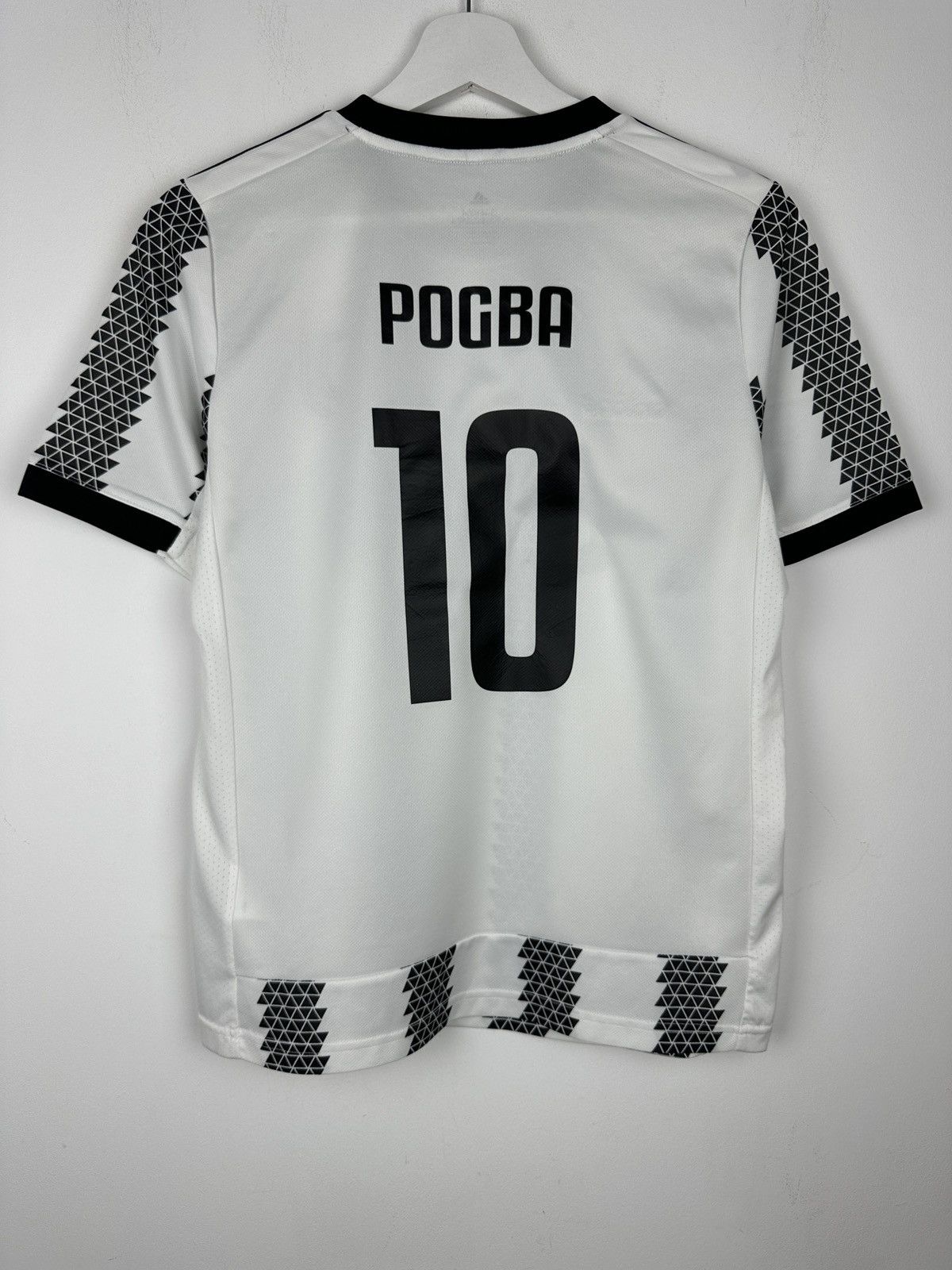 Adidas #10 Pogba Juventus 2022 Home Soccer Jersey Football Shirt Size US S / EU 44-46 / 1 - 2 Thumbnail