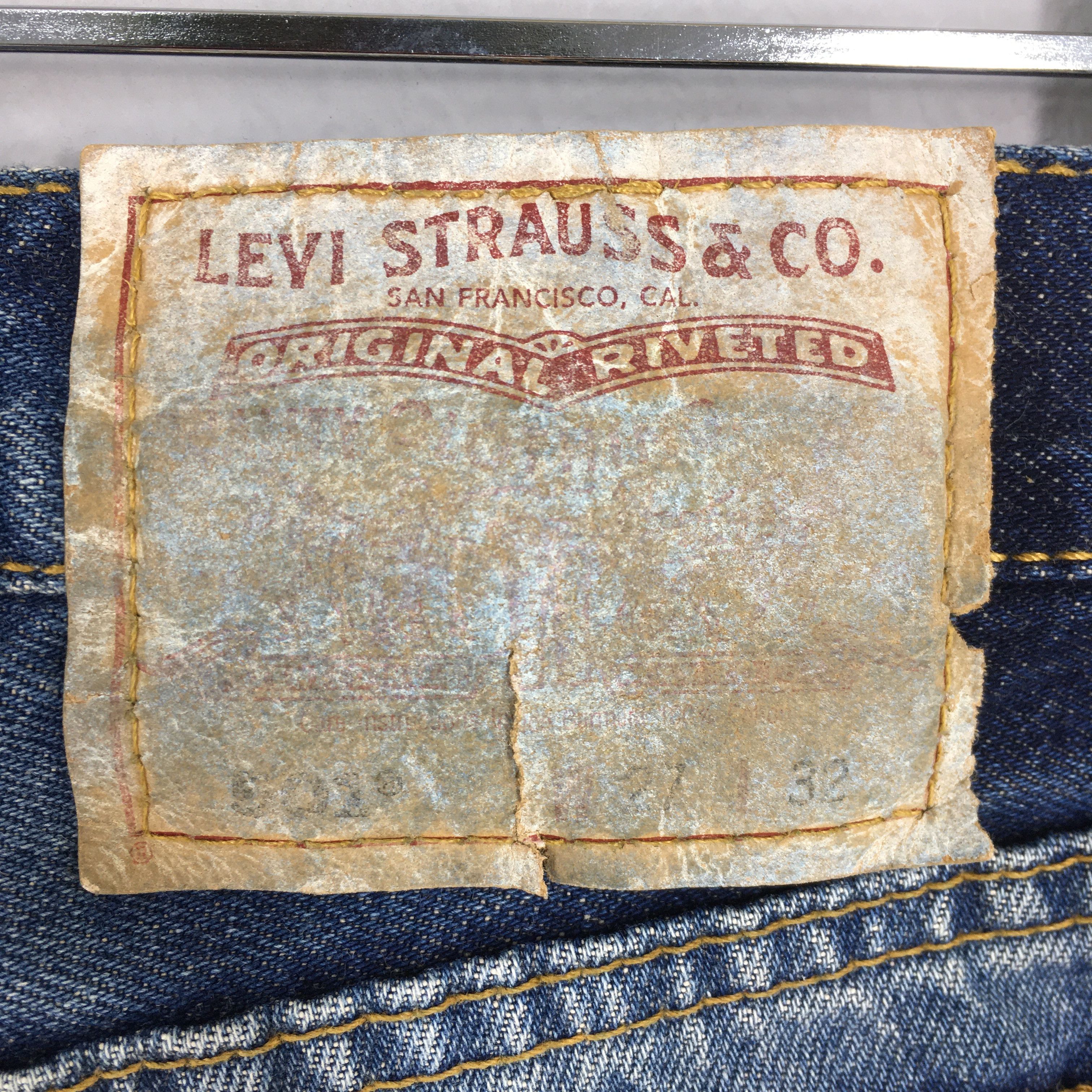 Levi's Size 26x31 Vintage 90s Levi's 501 Distressed Jeans S61 Size 26" / US 2 / IT 38 - 11 Thumbnail