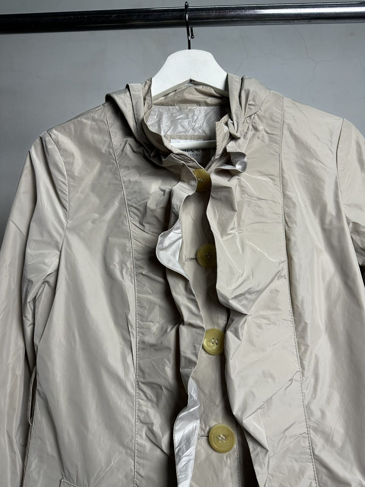 Armani Collezioni Armani Collezioni Ruffle Waterproof Hooded Coat Size M / US 6-8 / IT 42-44 - 5 Thumbnail