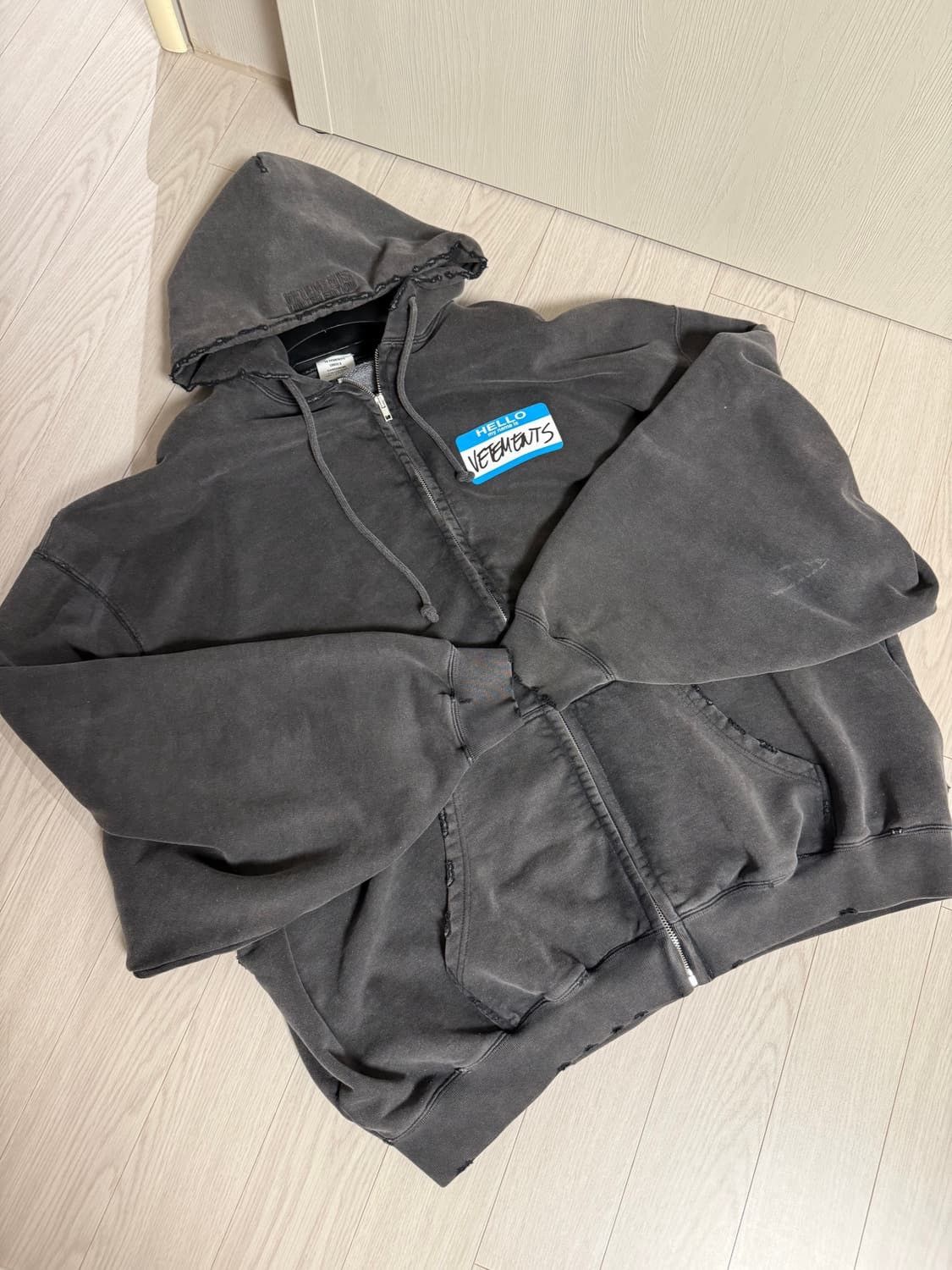 Vetements Vetements ‘My Name Is’ Zip Hoodie Size US M / EU 48-50 / 2 - 5 Thumbnail